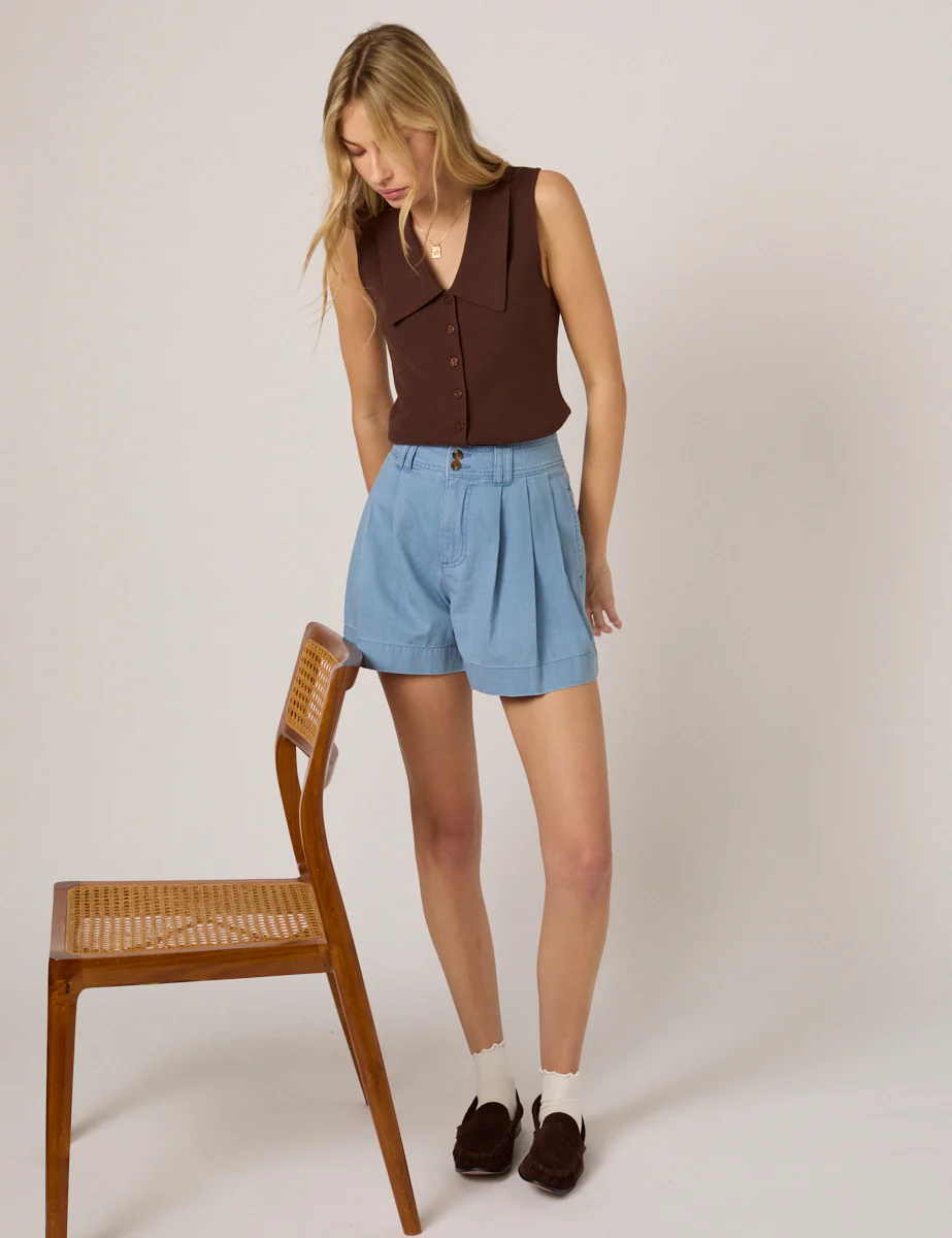 Light Blue Pleated High Waisted Shorts - Image 3