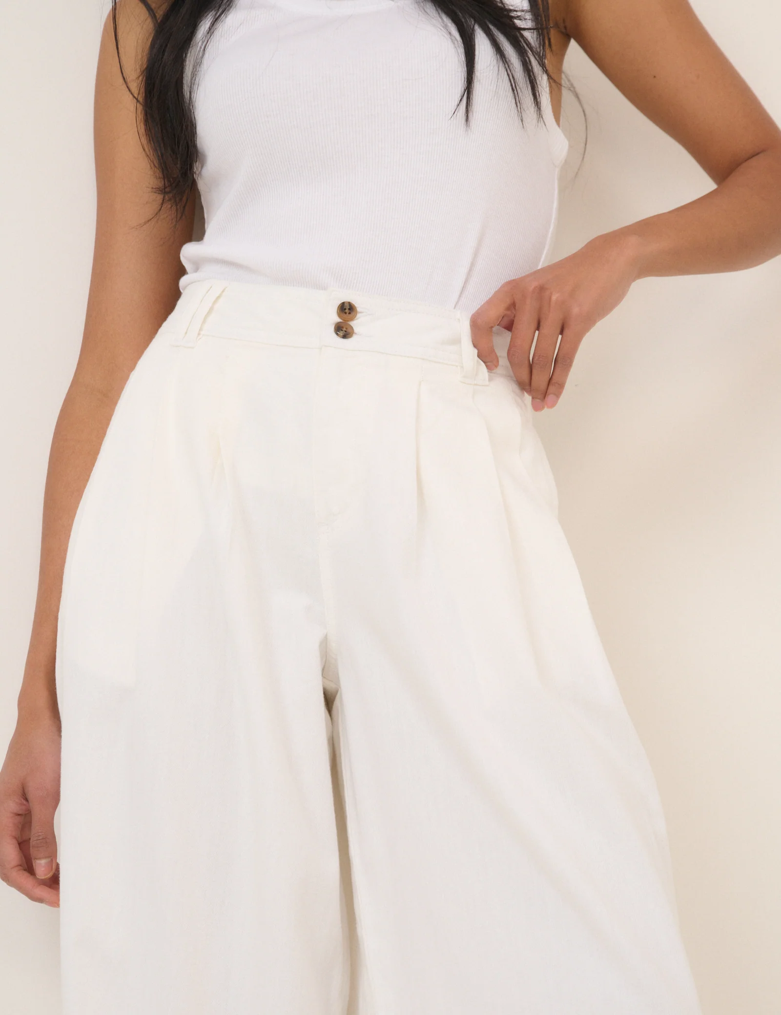 White Pleated Wide Leg Trousers - Image 2