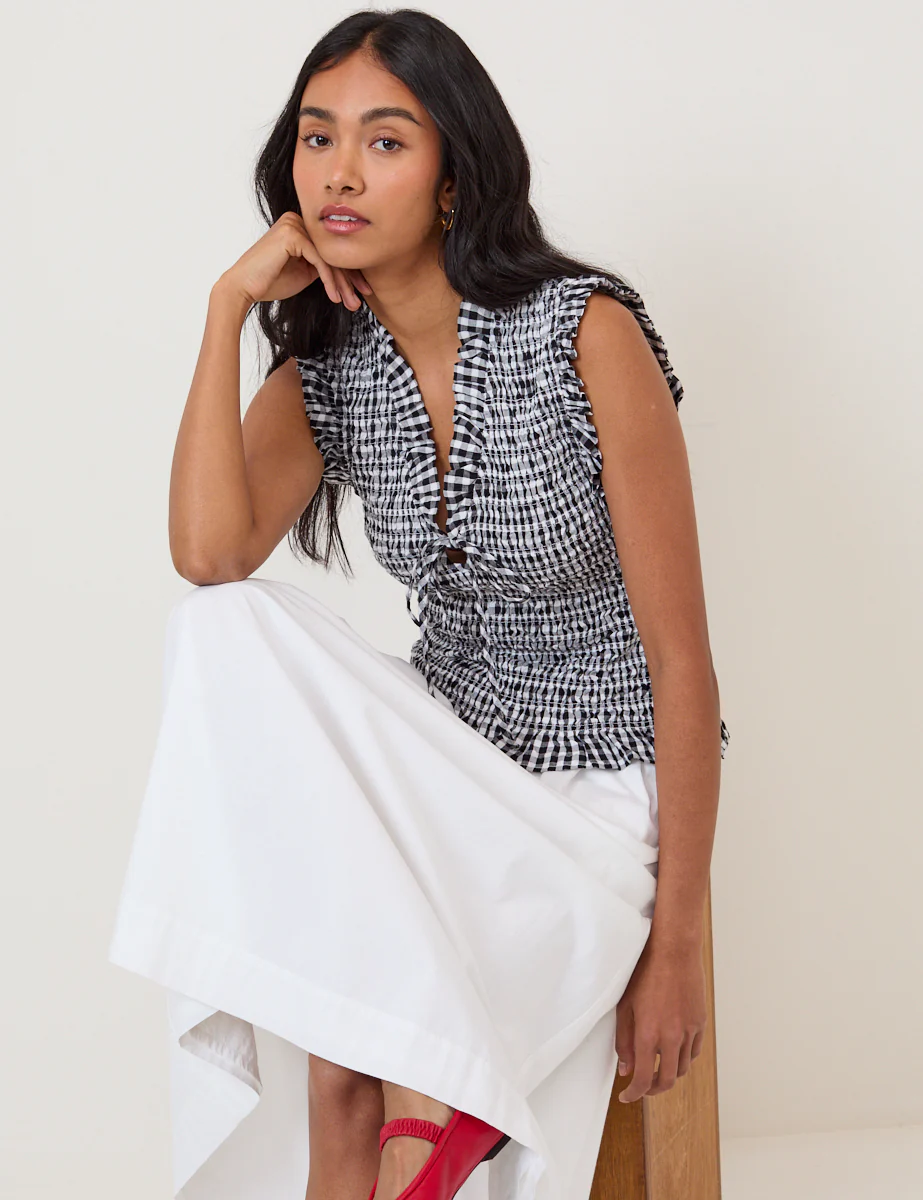Black Gingham Shirred V-Neck Top - Image 4