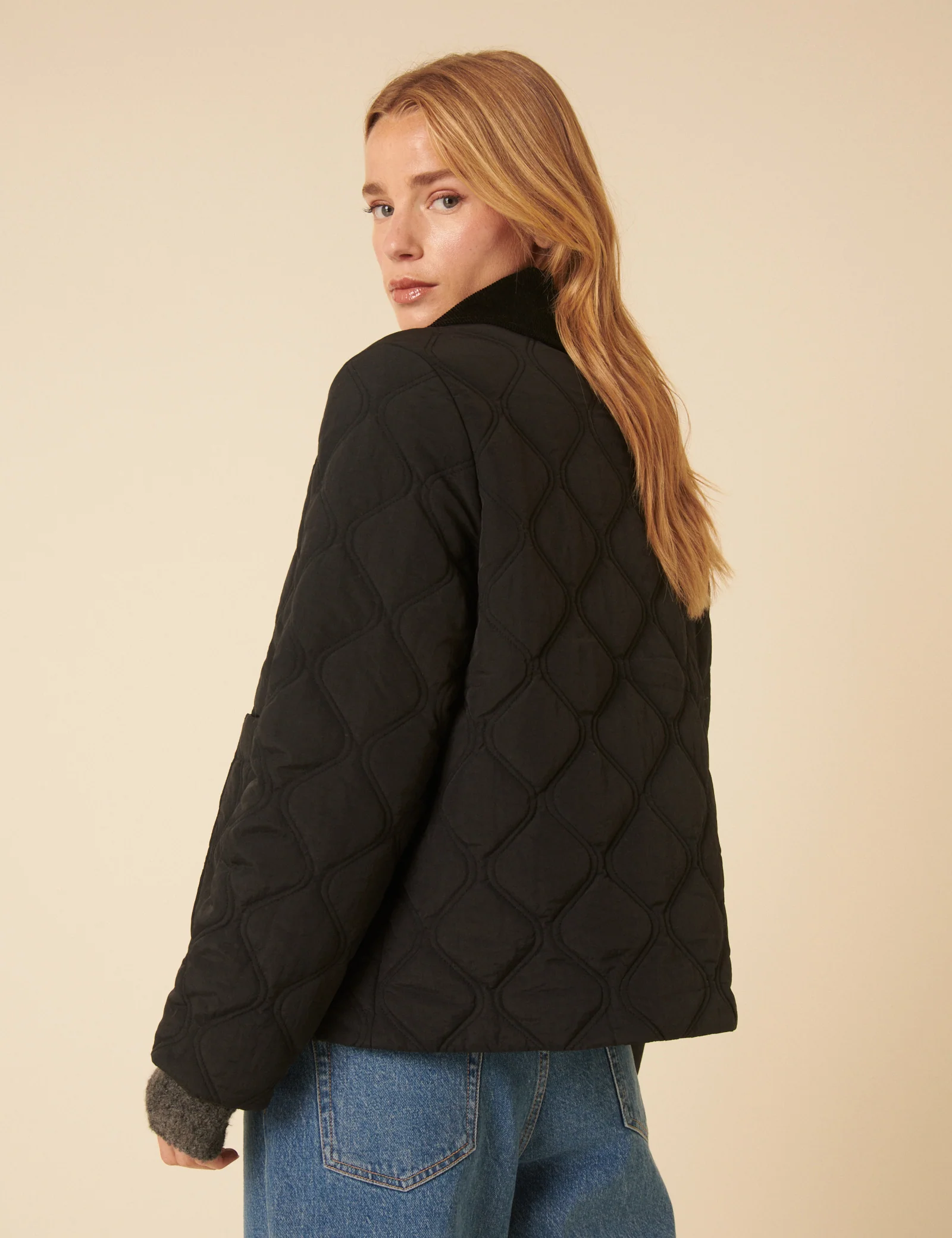 Black Collared Quilted Jacket - Image 5