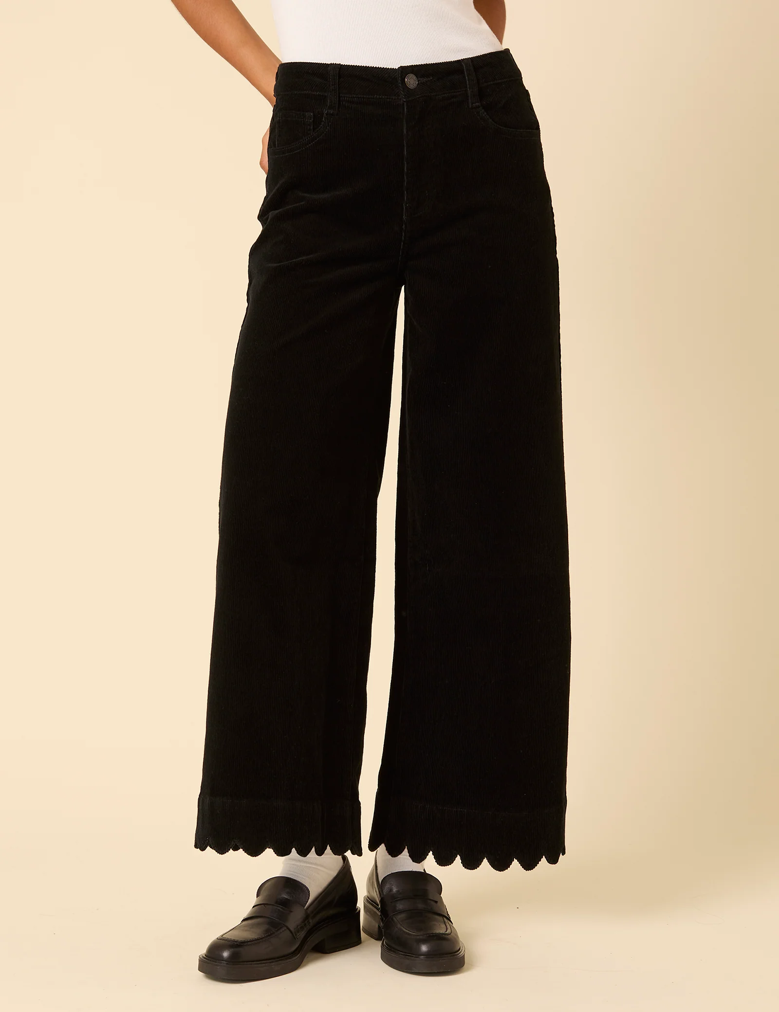 Black Cord Cropped Scallop Trim Jeans - Image 2