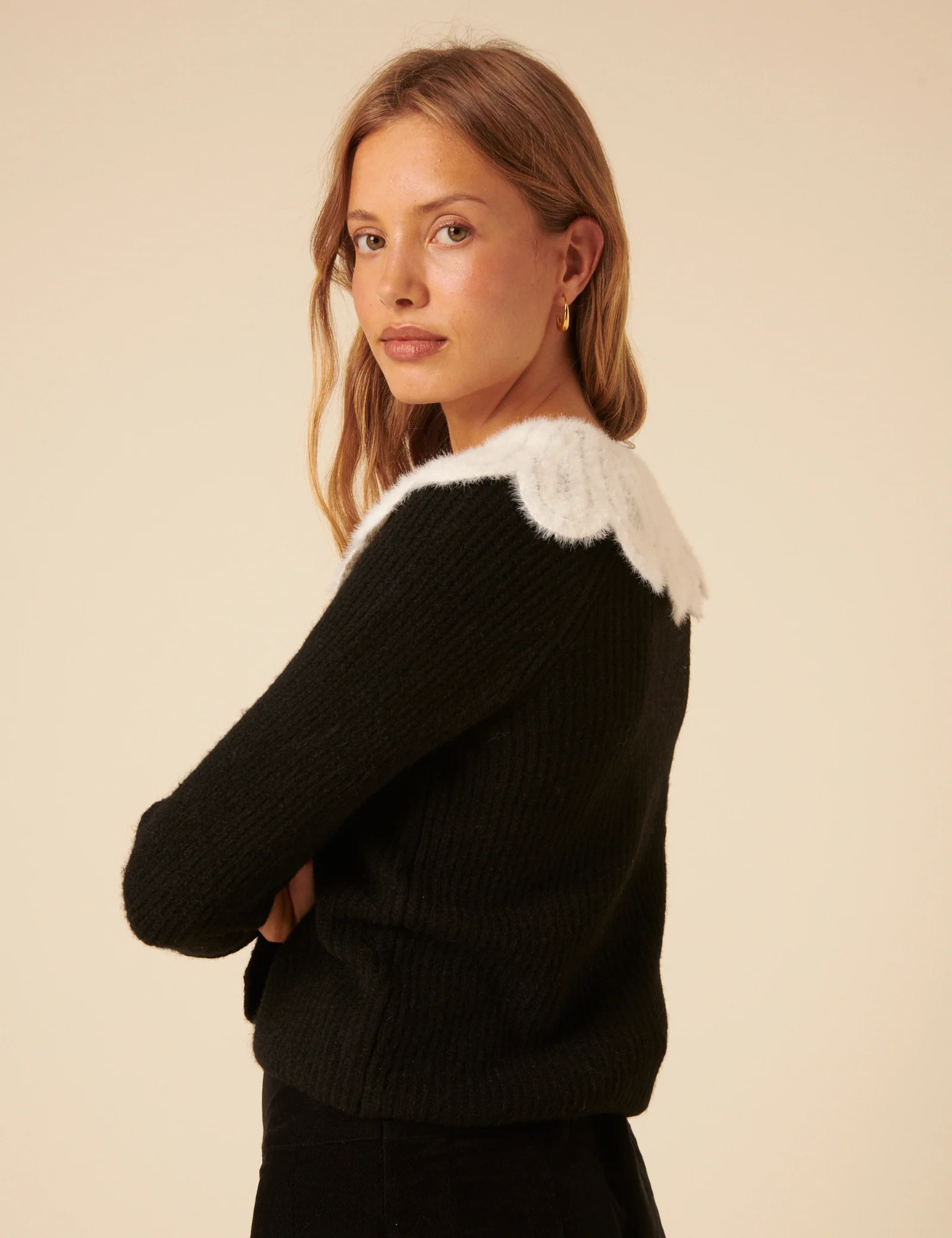 Black Crochet Collar Cardigan - Image 4