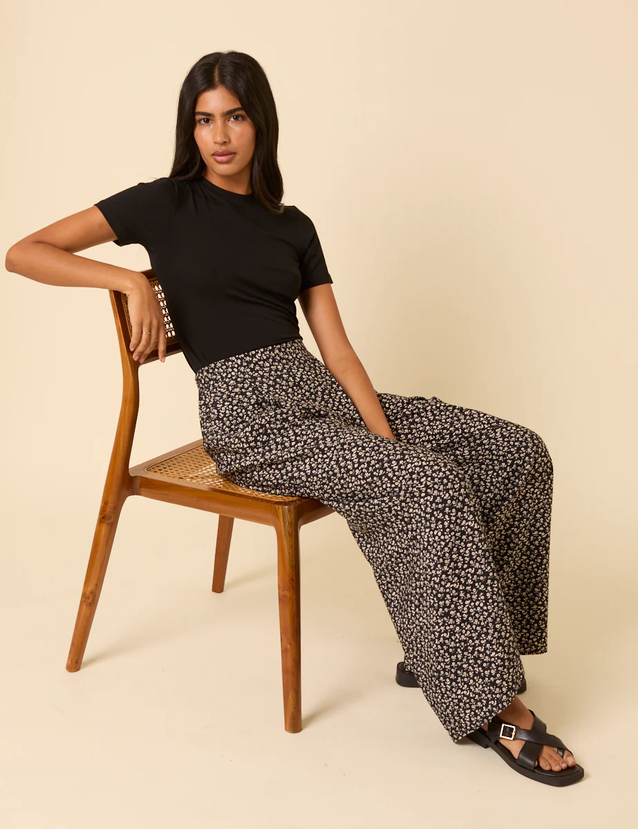 Black Ditsy Floral Wide Leg Zeena Trousers - Image 4