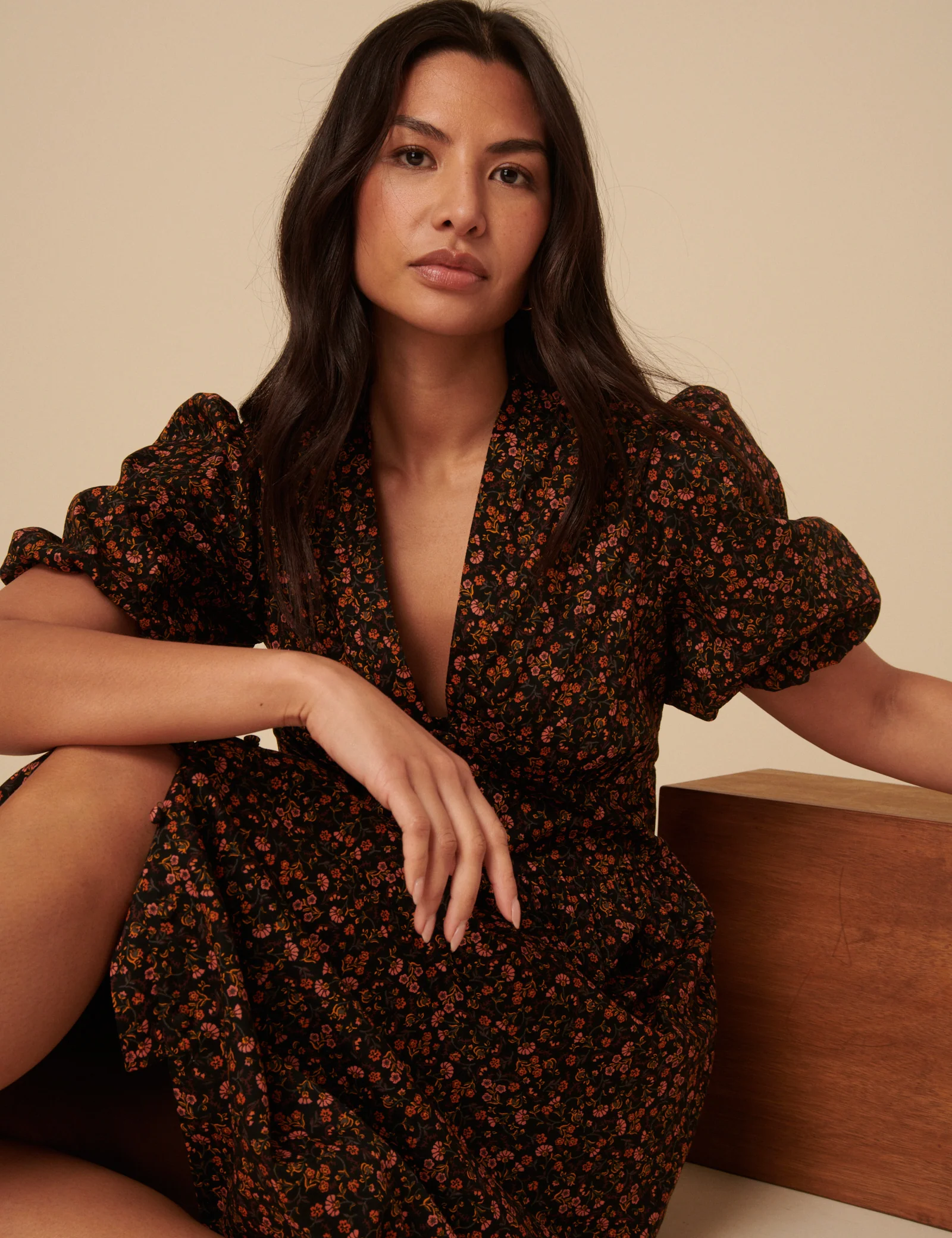 Black Ditsy Foral Starlight Midi Dress - Image 2