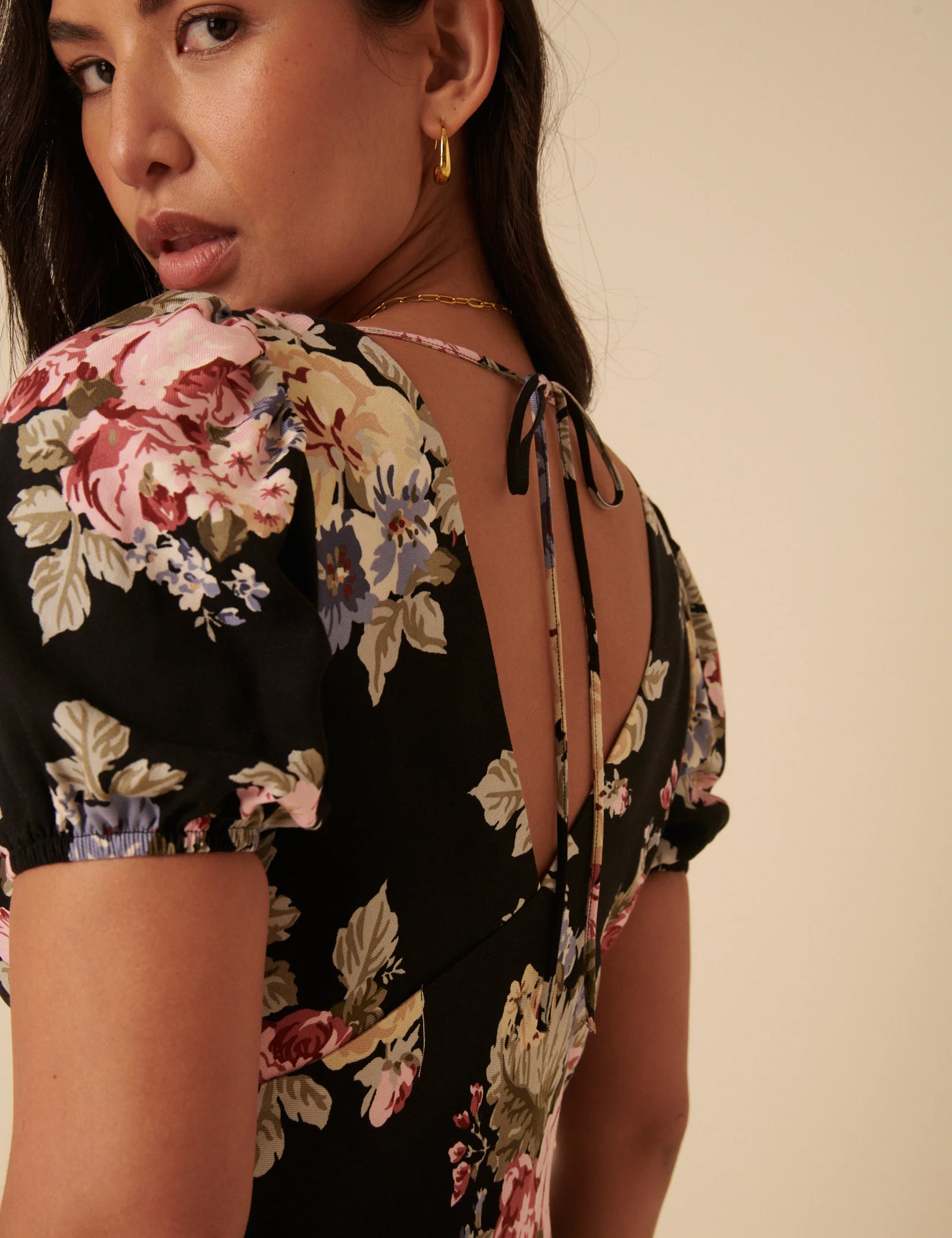 Black Floral Ella Midi Dress - Image 4