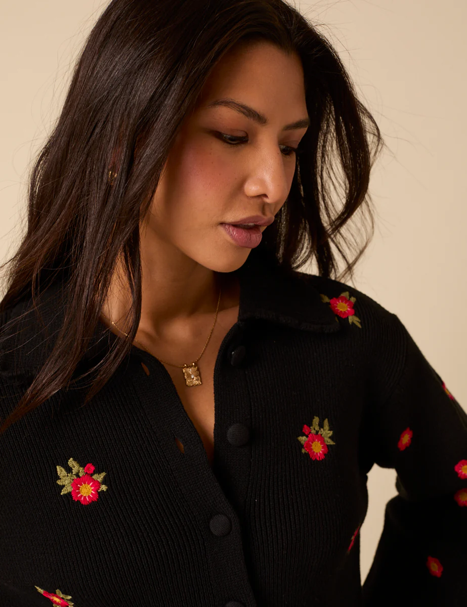 Black Floral Embroidered Collared Cardigan - Image 3