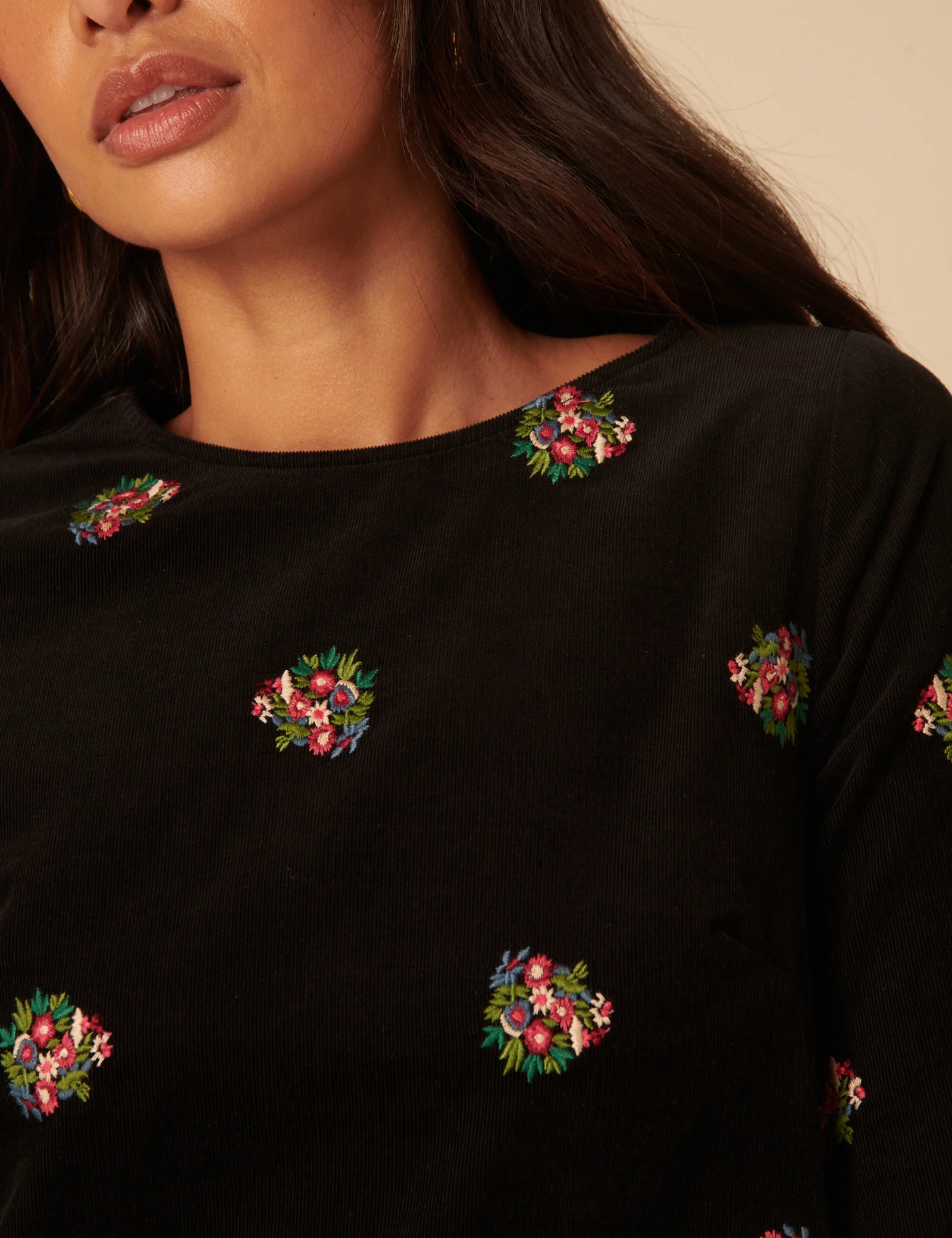 Black Floral Embroidered Saravejo Cord Mini Dess - Image 2