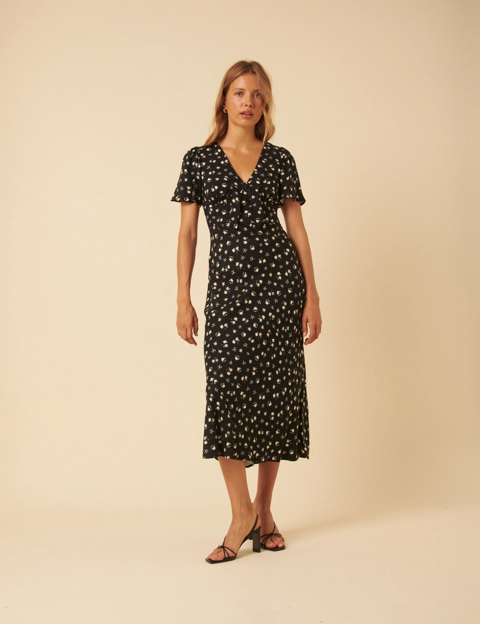 Black Floral Faith Midi Dress - Image 3