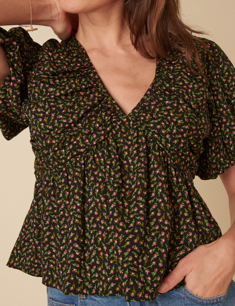 Black Floral Short Sleeve Top - Image 2