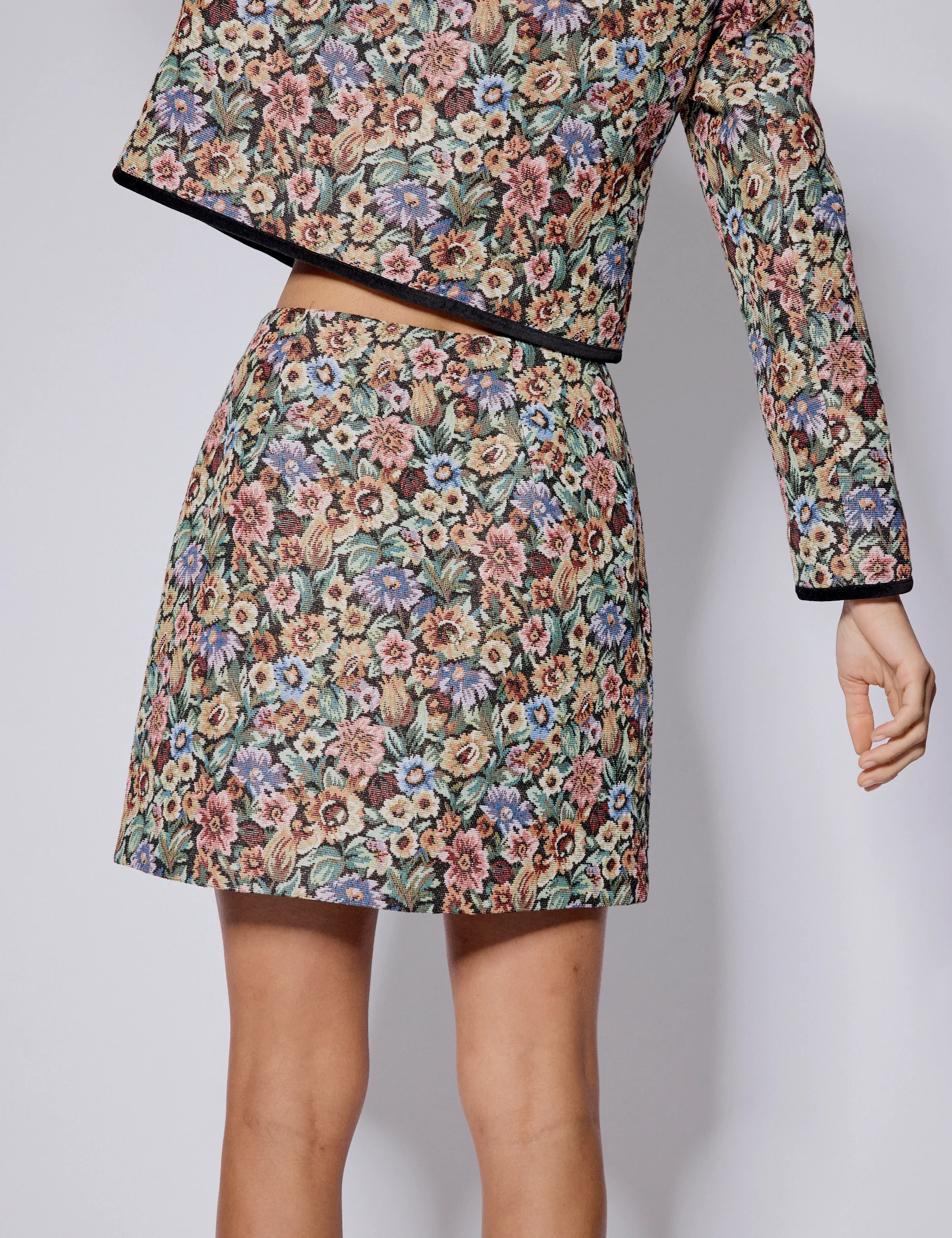 Black Floral Tapestry Mini Skirt - Image 5
