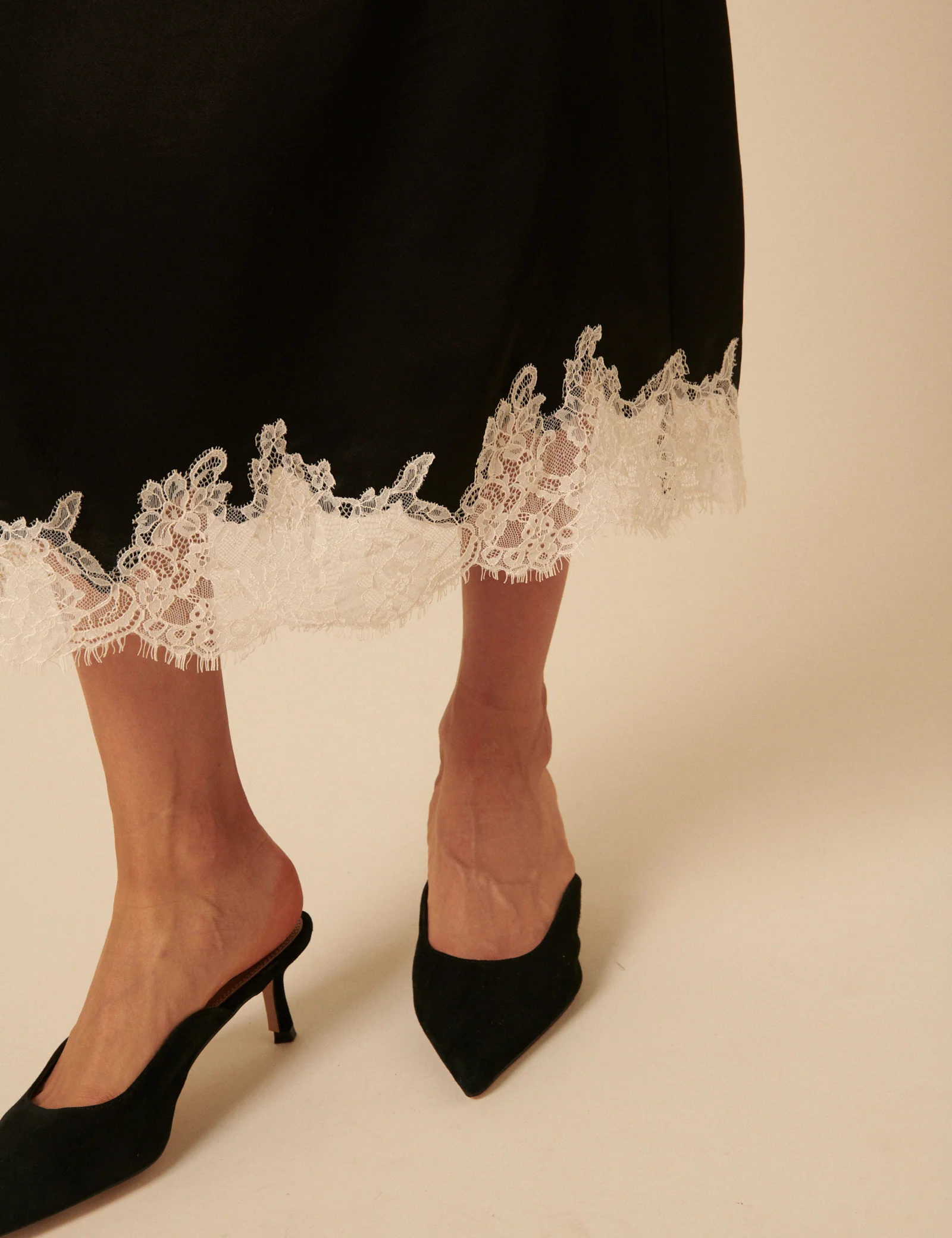 Black Lace Trim Satin Midi Skirt - Image 4