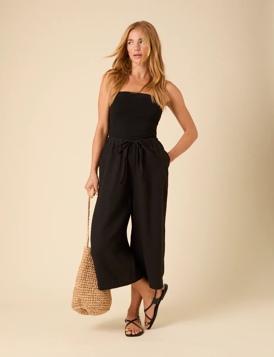 Black Linen-Blend Cropped Shona Trousers - Image 4