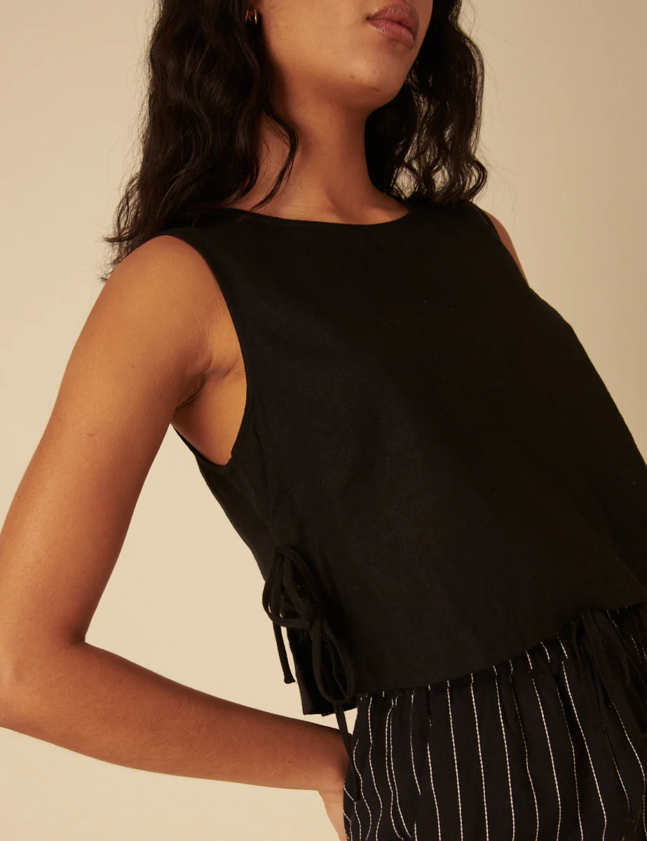 Black Linen-Blend Side Tie Sleeveless Top - Image 2