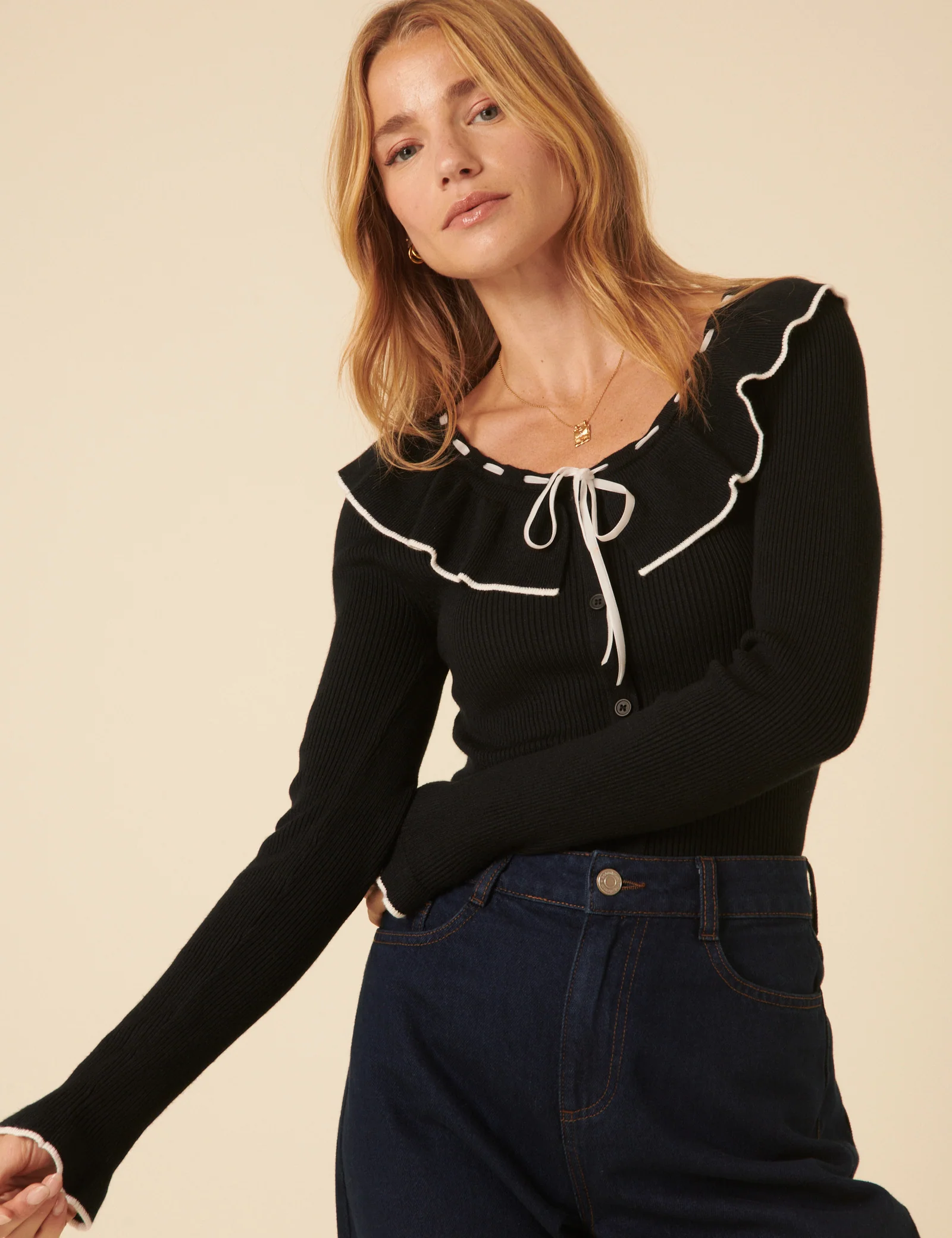 Black Ruffle Collar Ruffle Collar Knitted Top - Image 2