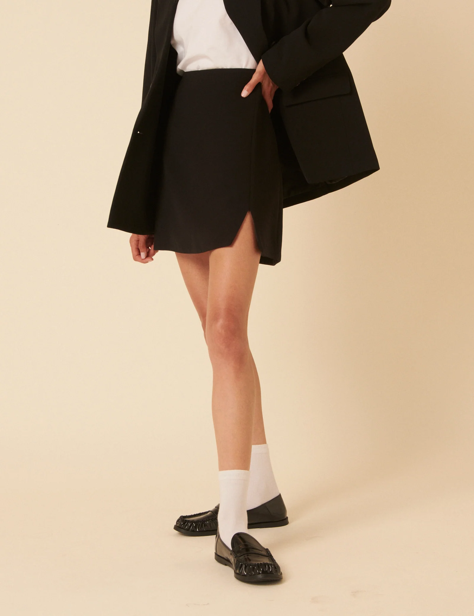 Black Tailored Mini Skirt - Image 3