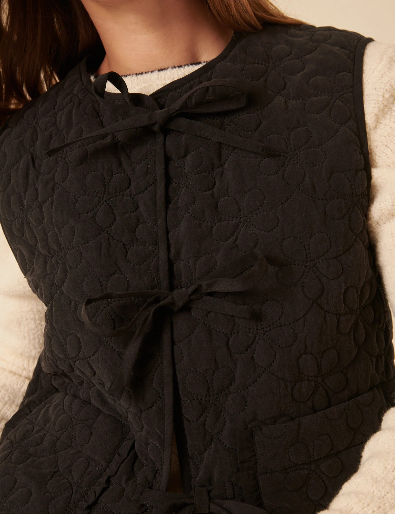 Black Tie Front Quilted Gilet - Image 3
