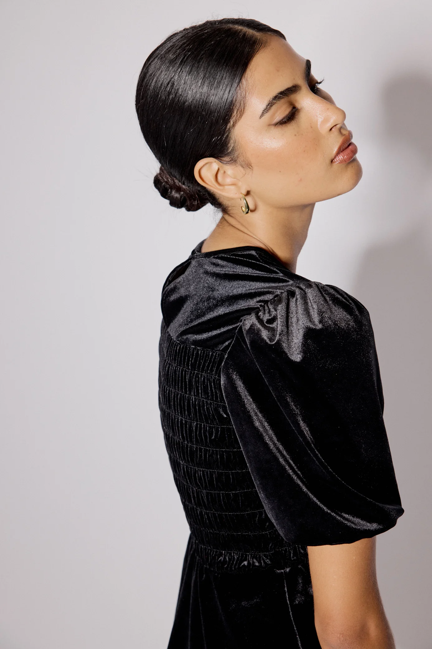 Black Velvet Puff Sleeve Peplum Top - Image 4