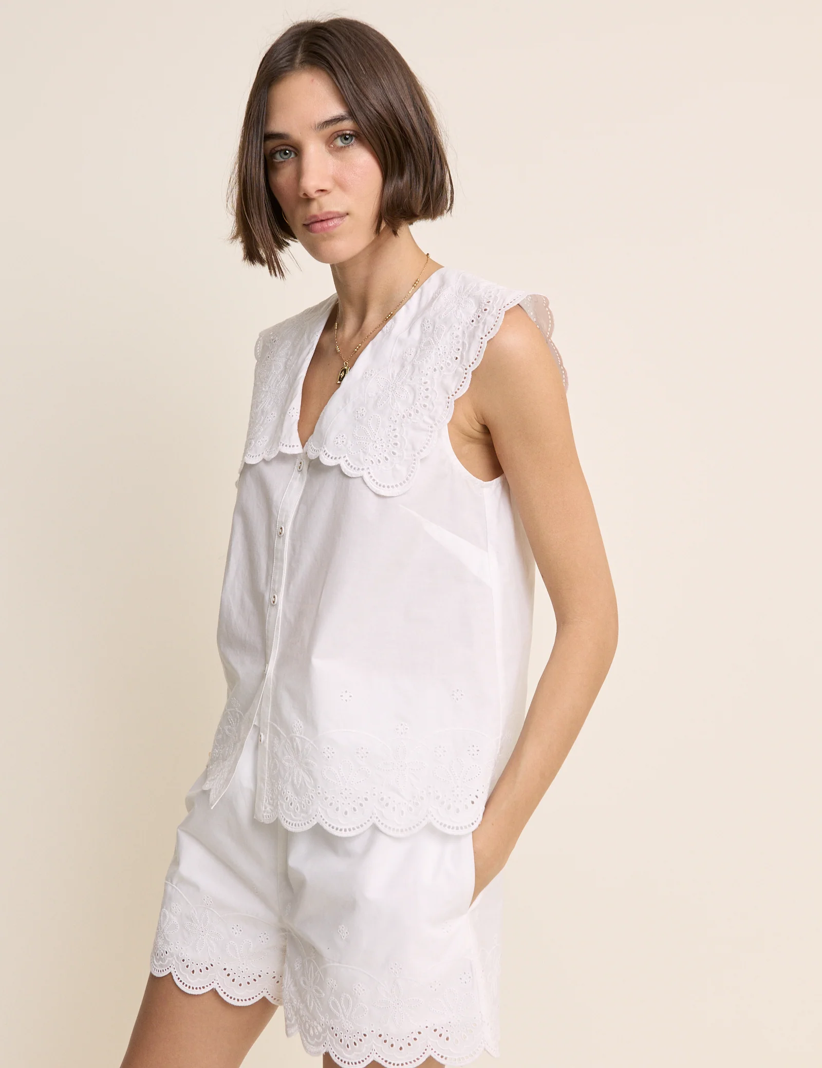White Broderie Anglaise Collared Blouse - Image 4