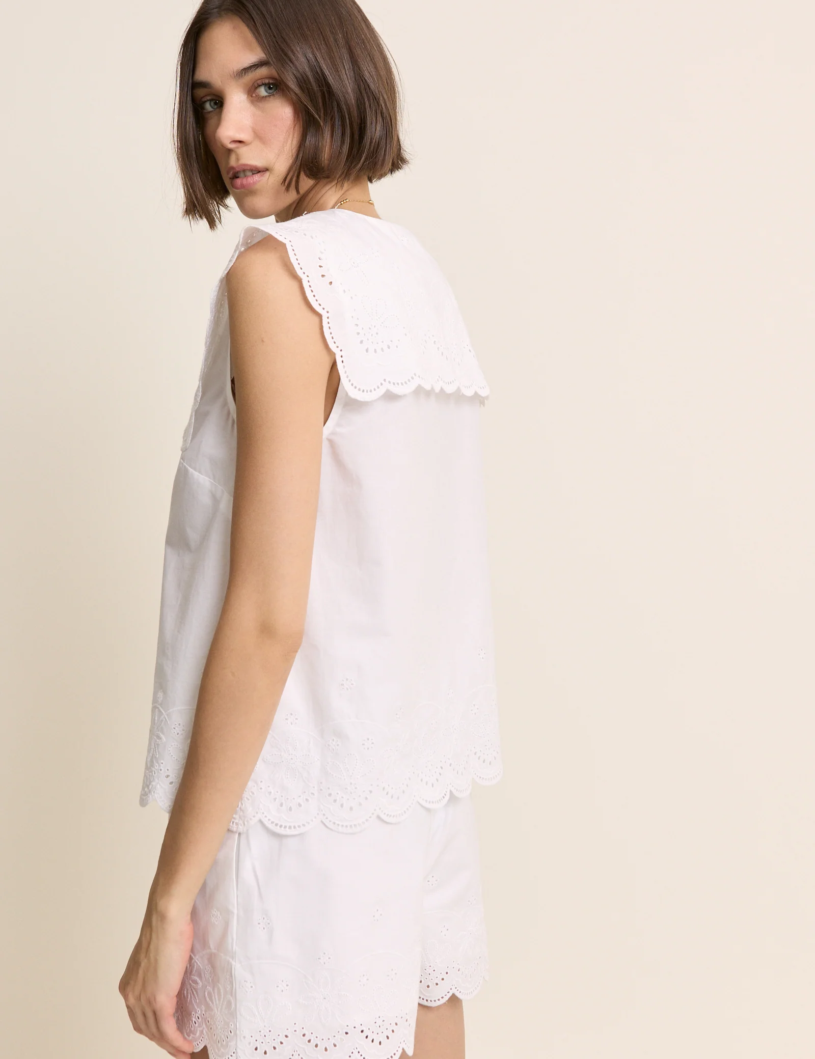 White Broderie Anglaise Collared Blouse - Image 5