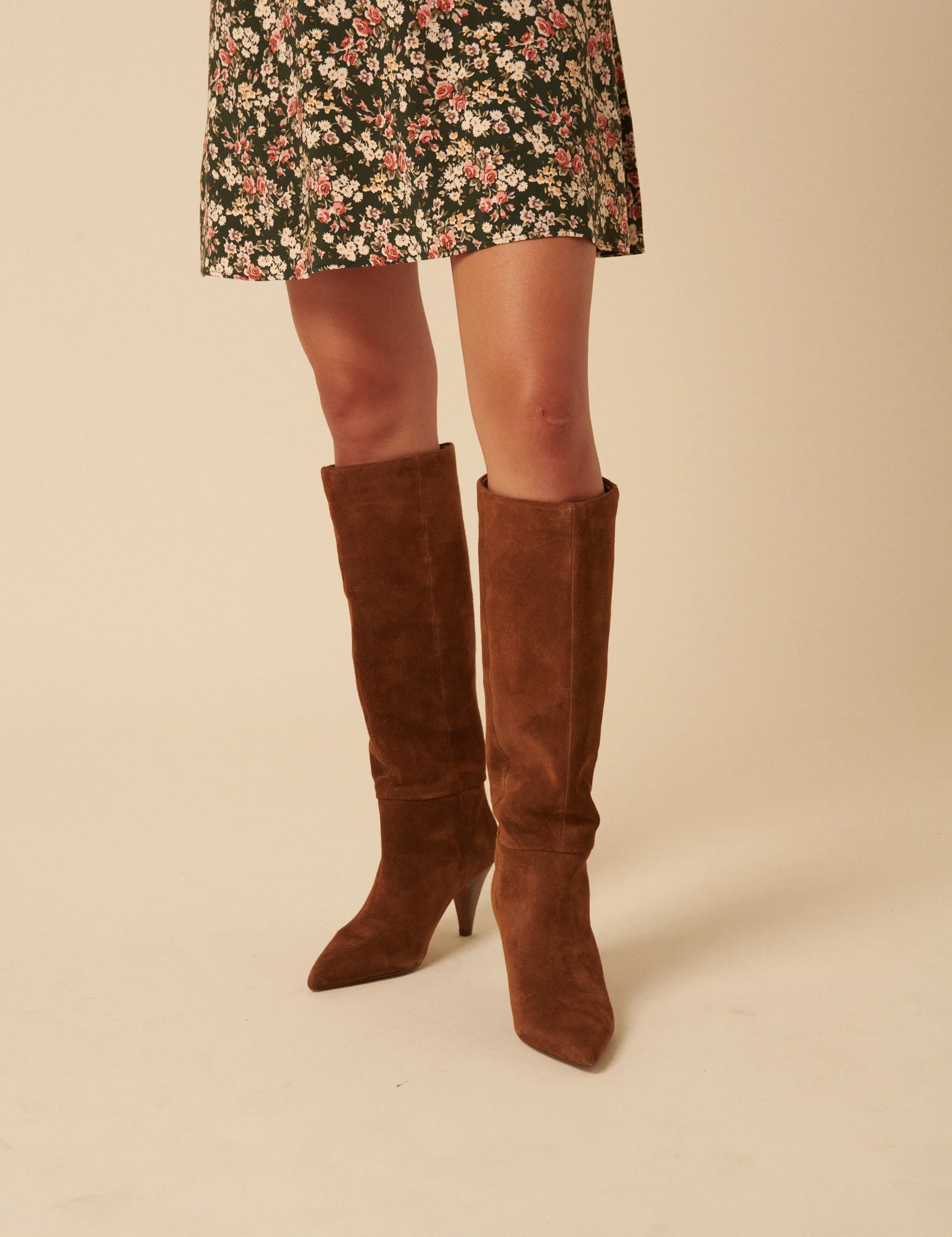 Brown Suede Knee High Heeled Boots - Image 4