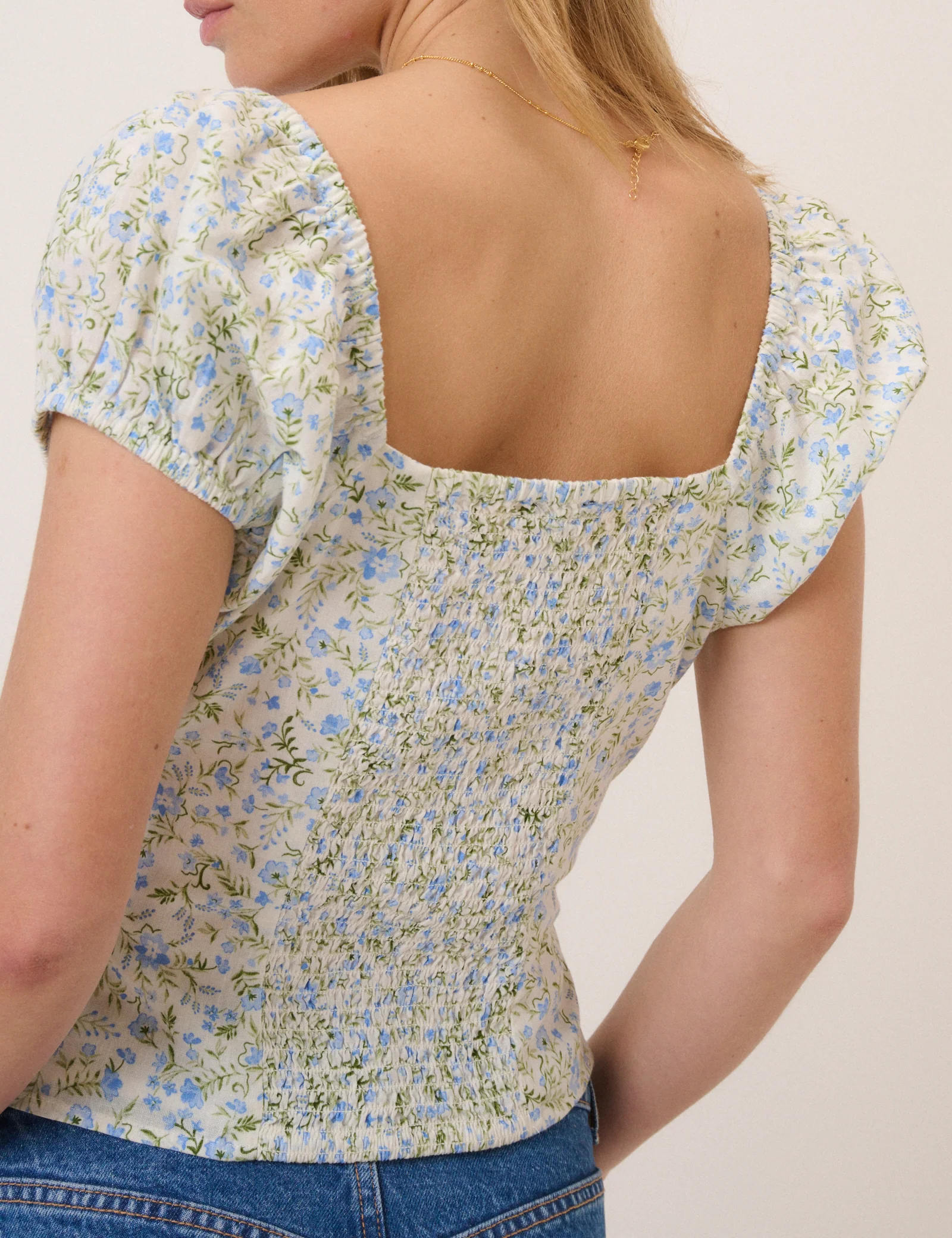 White Floral Sweetheart Neck - Image 5