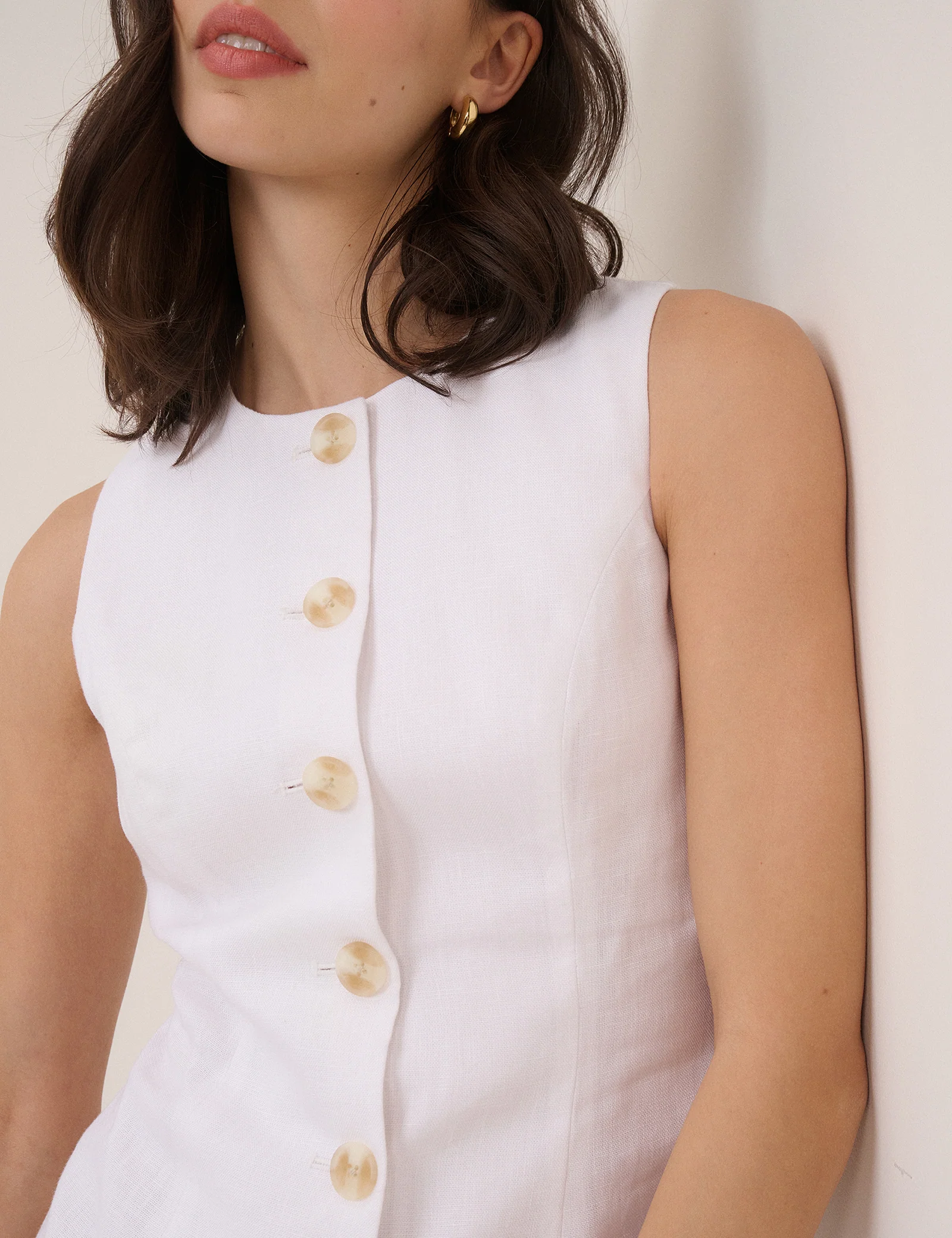 White Linen-Blend Tailored Mini Dress - Image 2