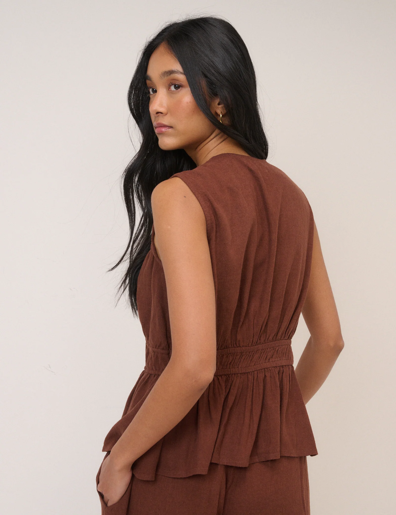 Brown Cordie Ruched Tie Front Linen-Blend Top - Image 5