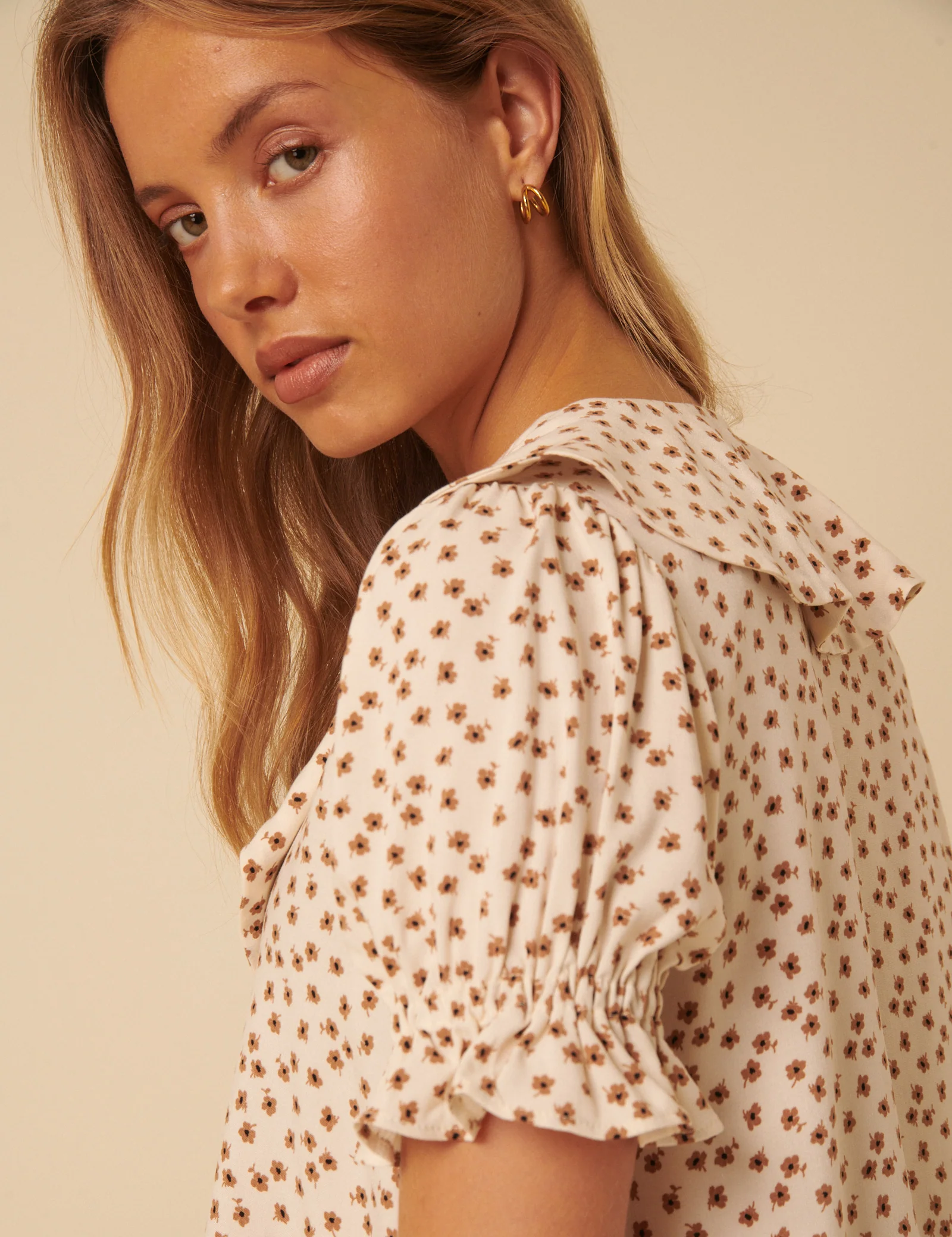 Cream Ditsy Floral Puff Sleeve Blouse - Image 4