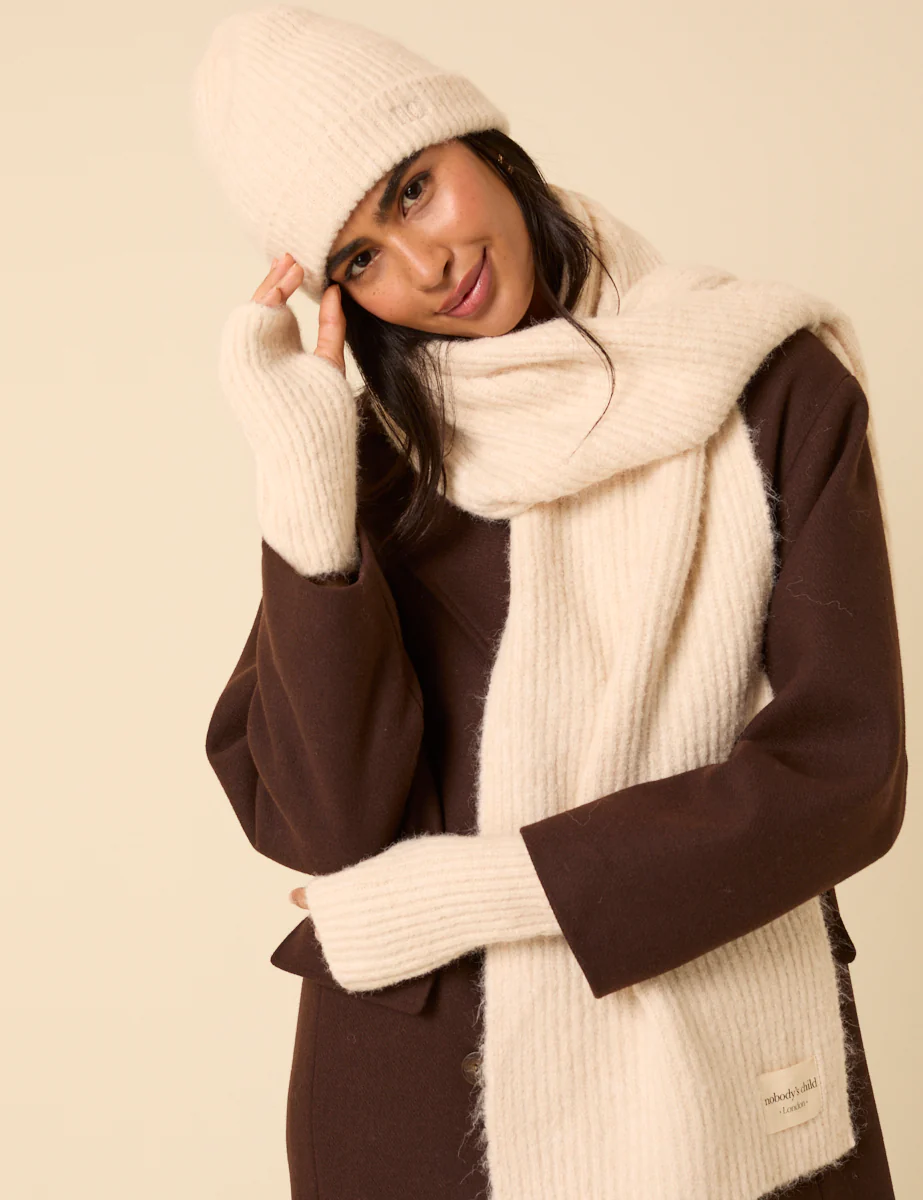 Cream Ribbed Scarf - Image 2