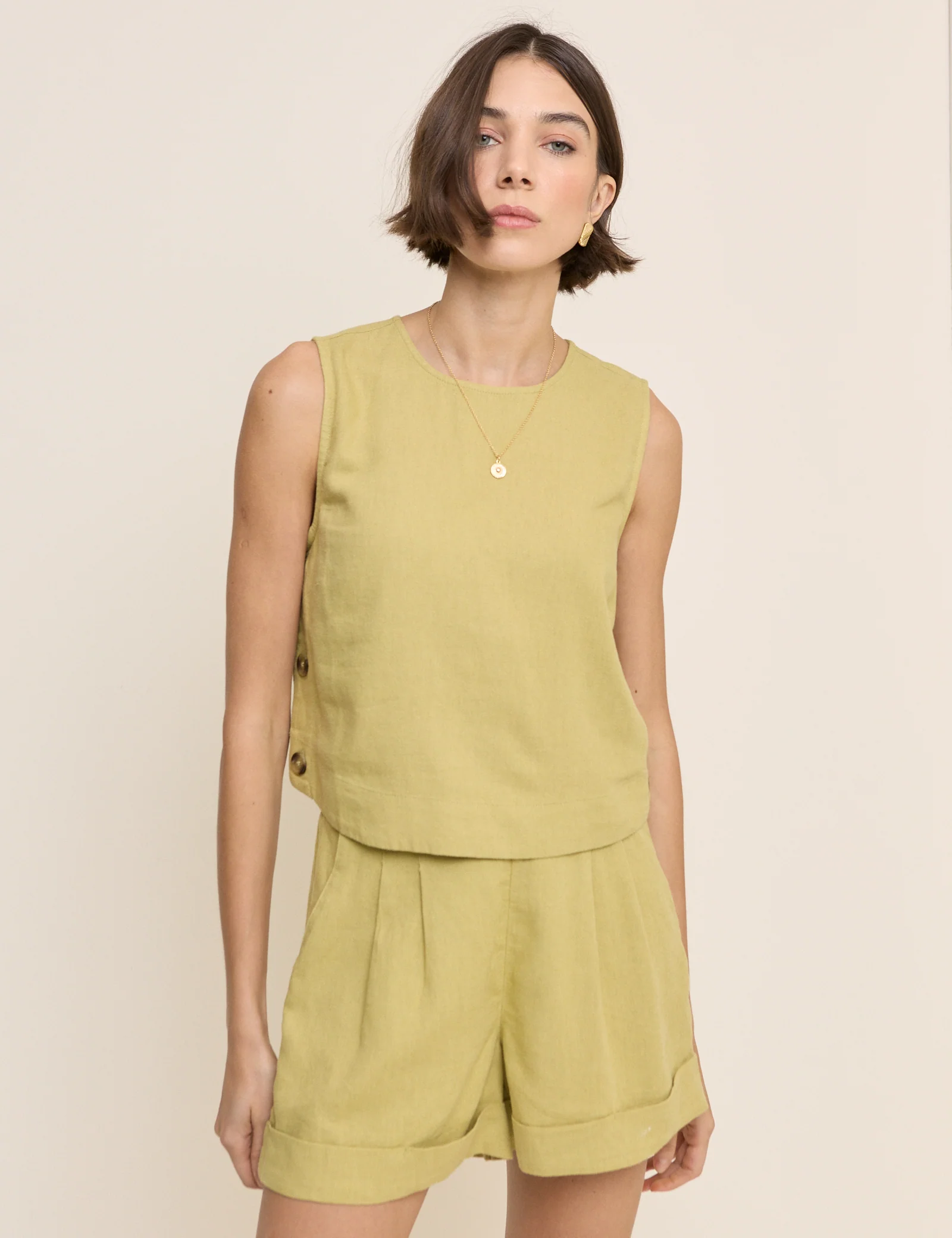 Green Linen-Blend Button Side Crop Top - Image 2