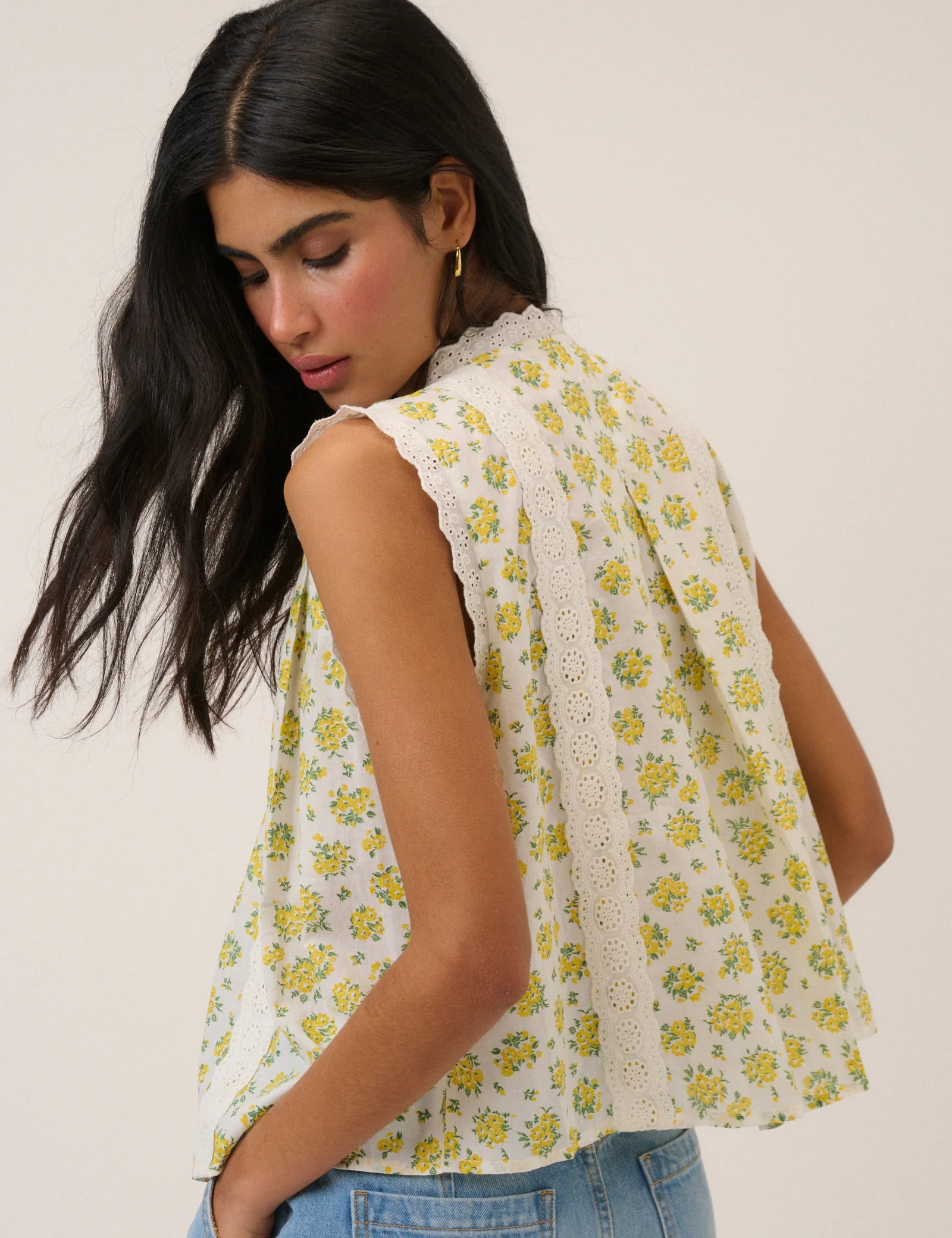 White Floral Broderie Anglaise Trim Blouse - Image 5