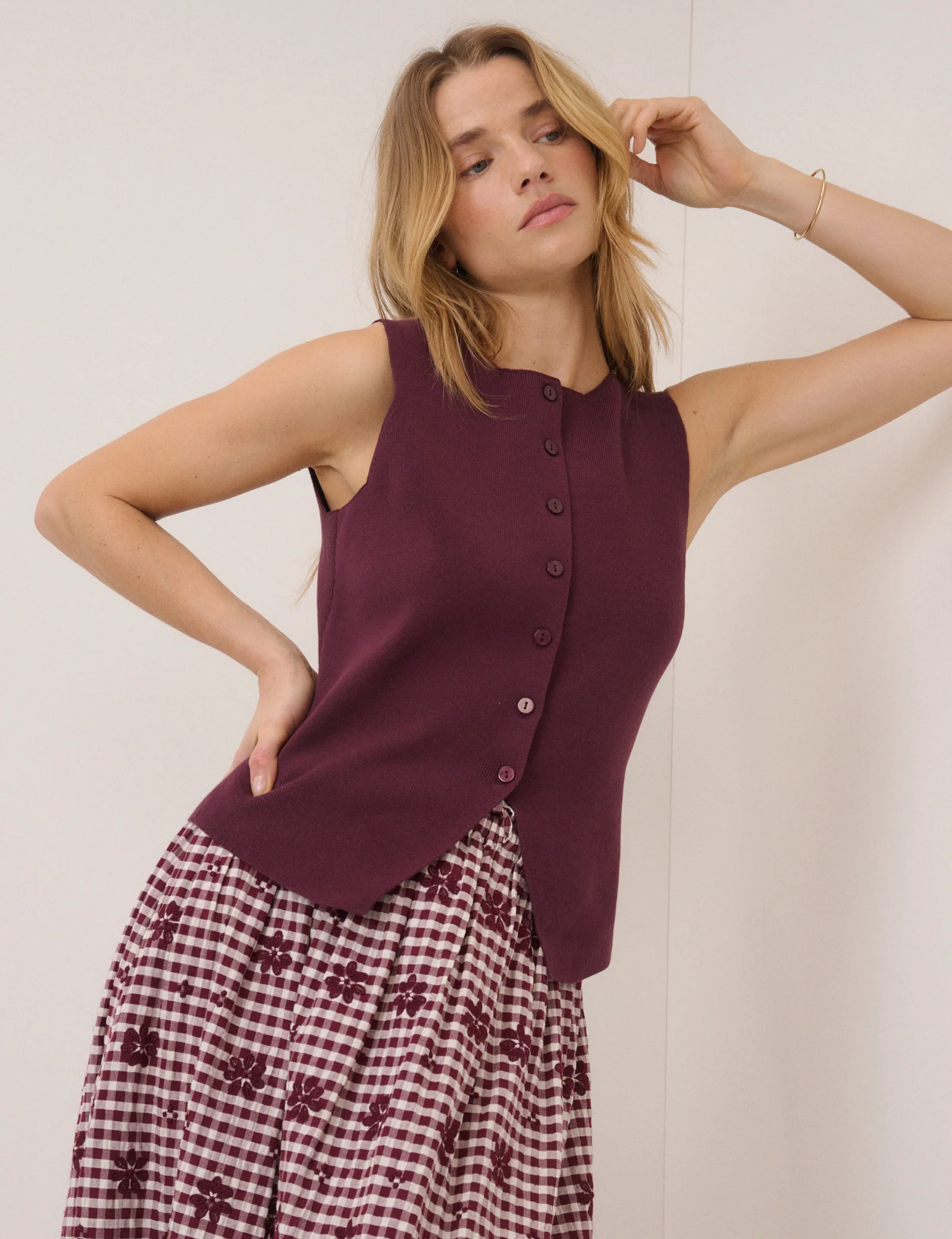 Burgundy Button Through Sleeveless Knitted Top - Image 2