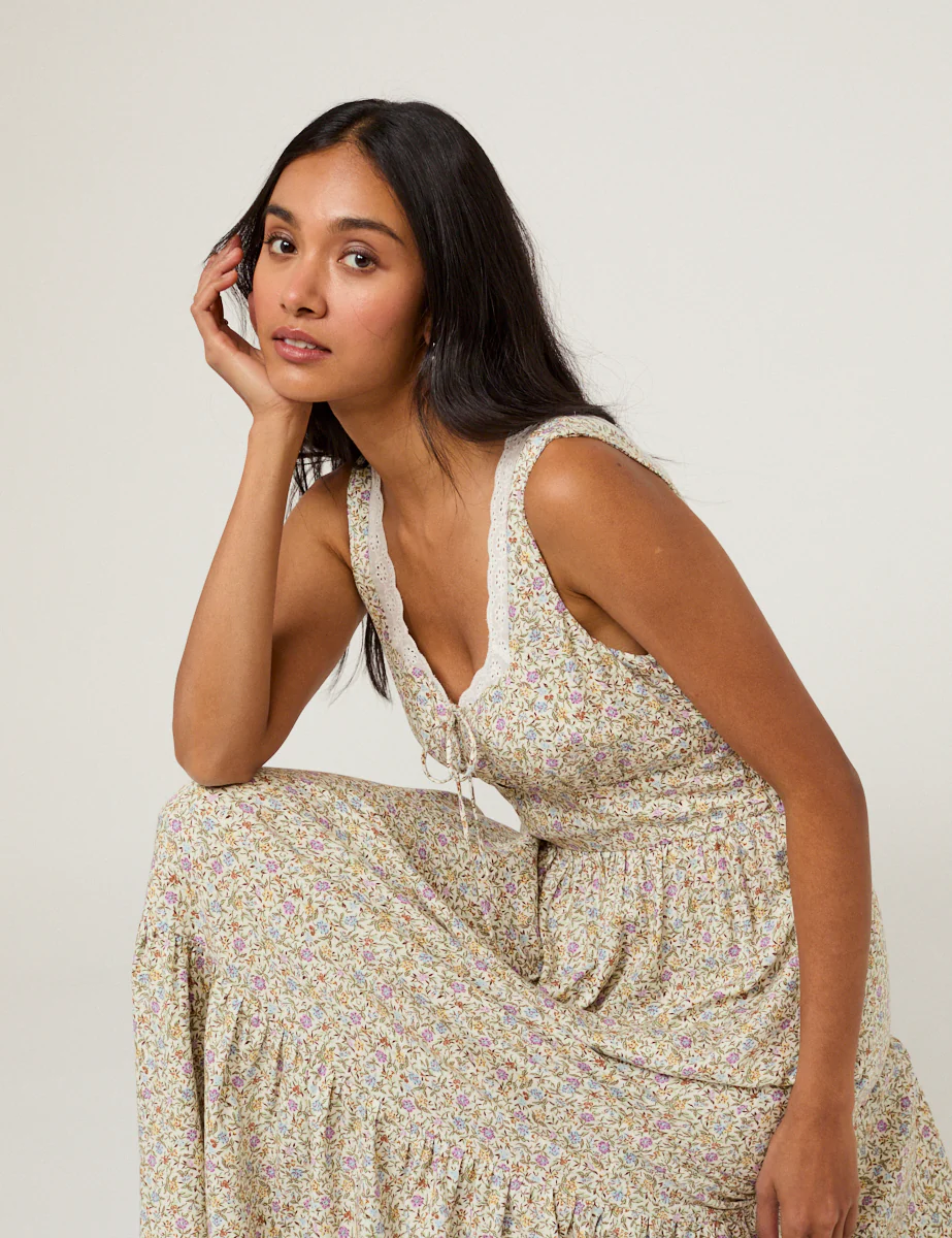 White Ditsy Floral Tiered Heather Midi Dress - Image 5