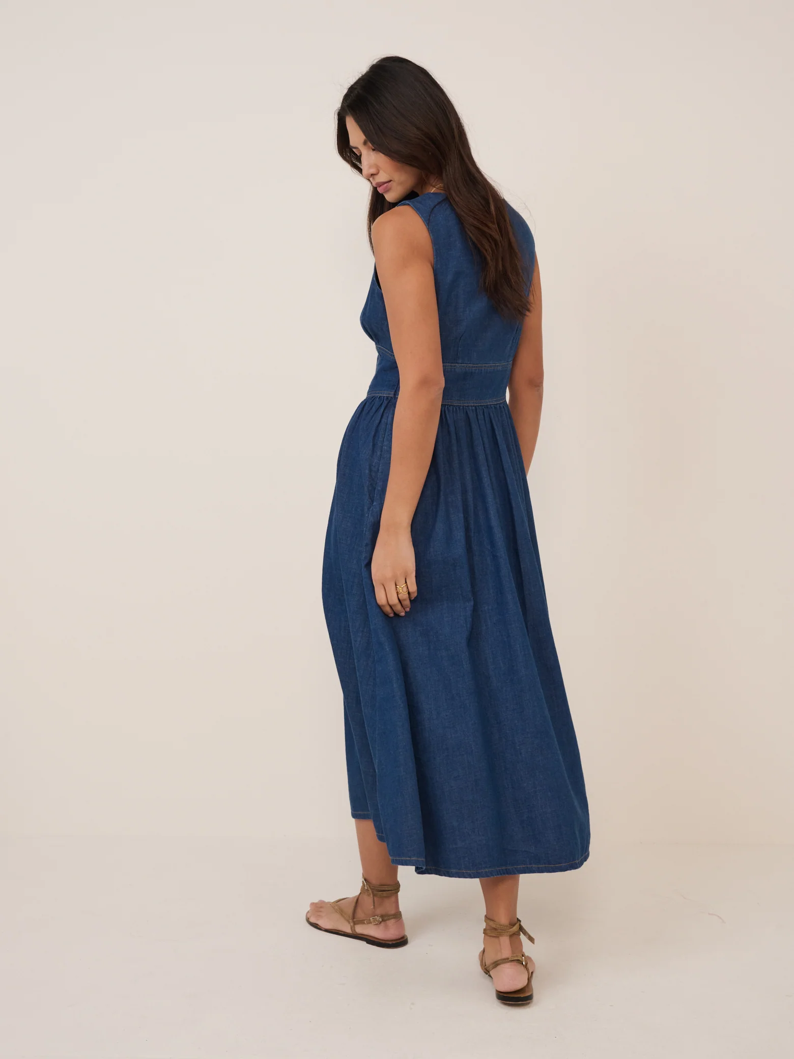 Mid-Wash Jackson Denim Midi Dress - Image 5