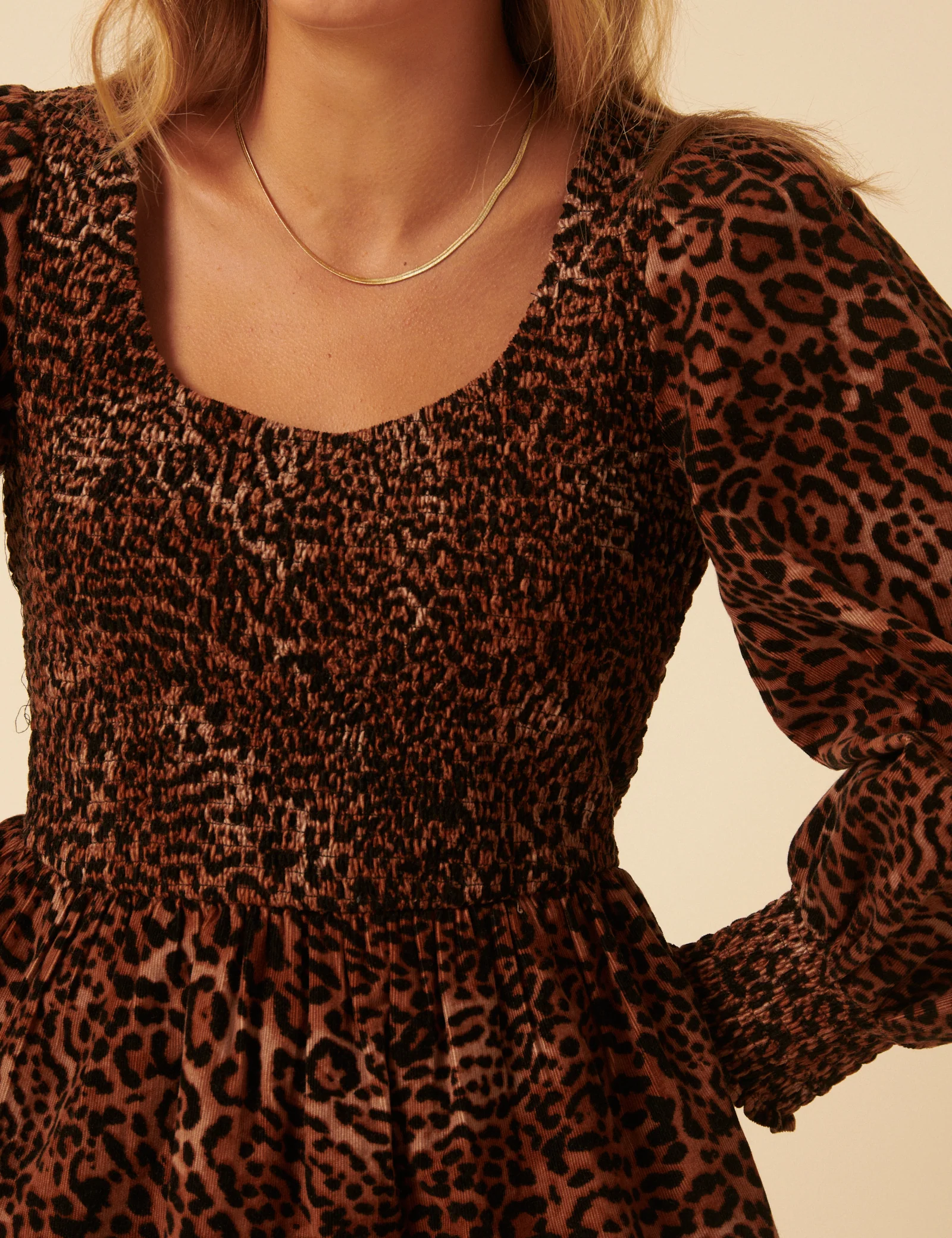 Leopard Print Shirred Balloon Sleeve Top - Image 4