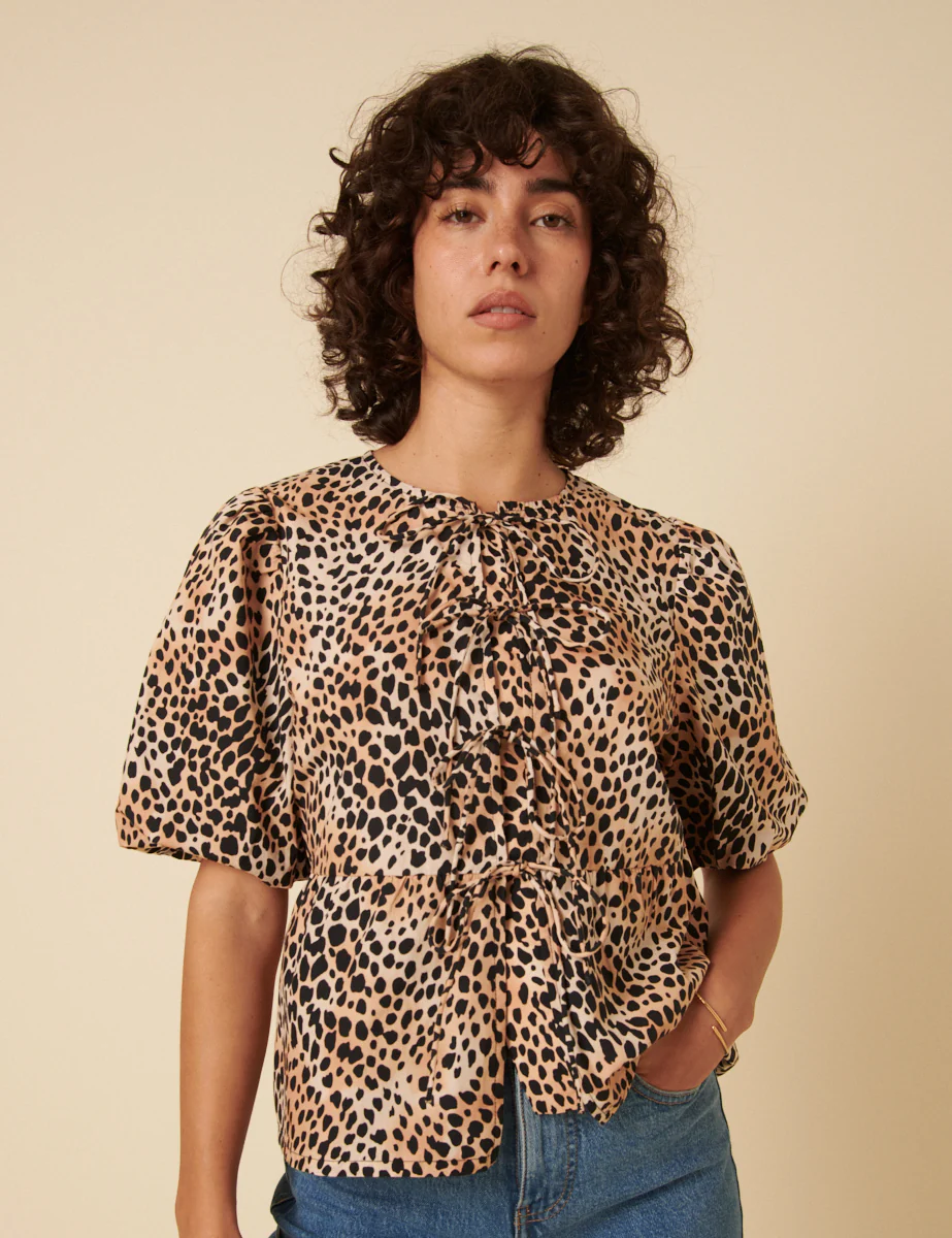 Leopard Print Tie Front Top - Image 3