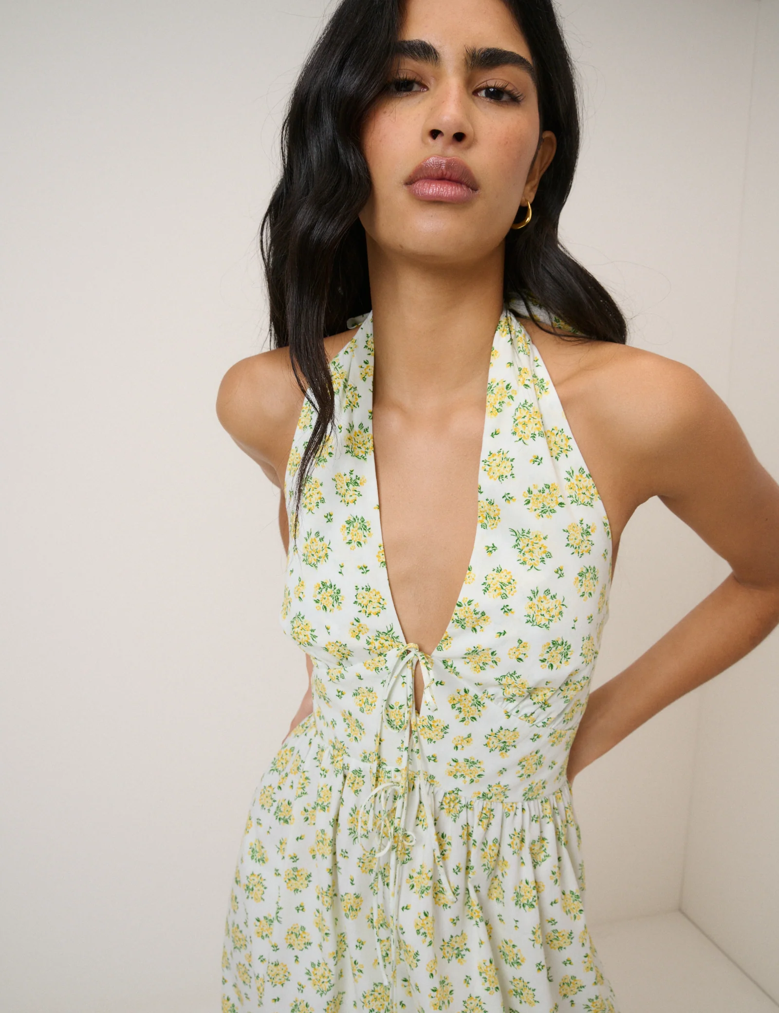 Yellow Floral Halterneck Lilijana Midi Dress - Image 4
