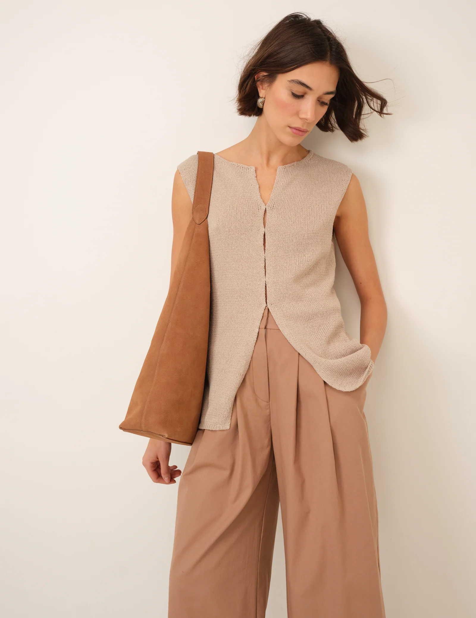 Sand Linen-Blend Sleeveless Knitted Top - Image 2