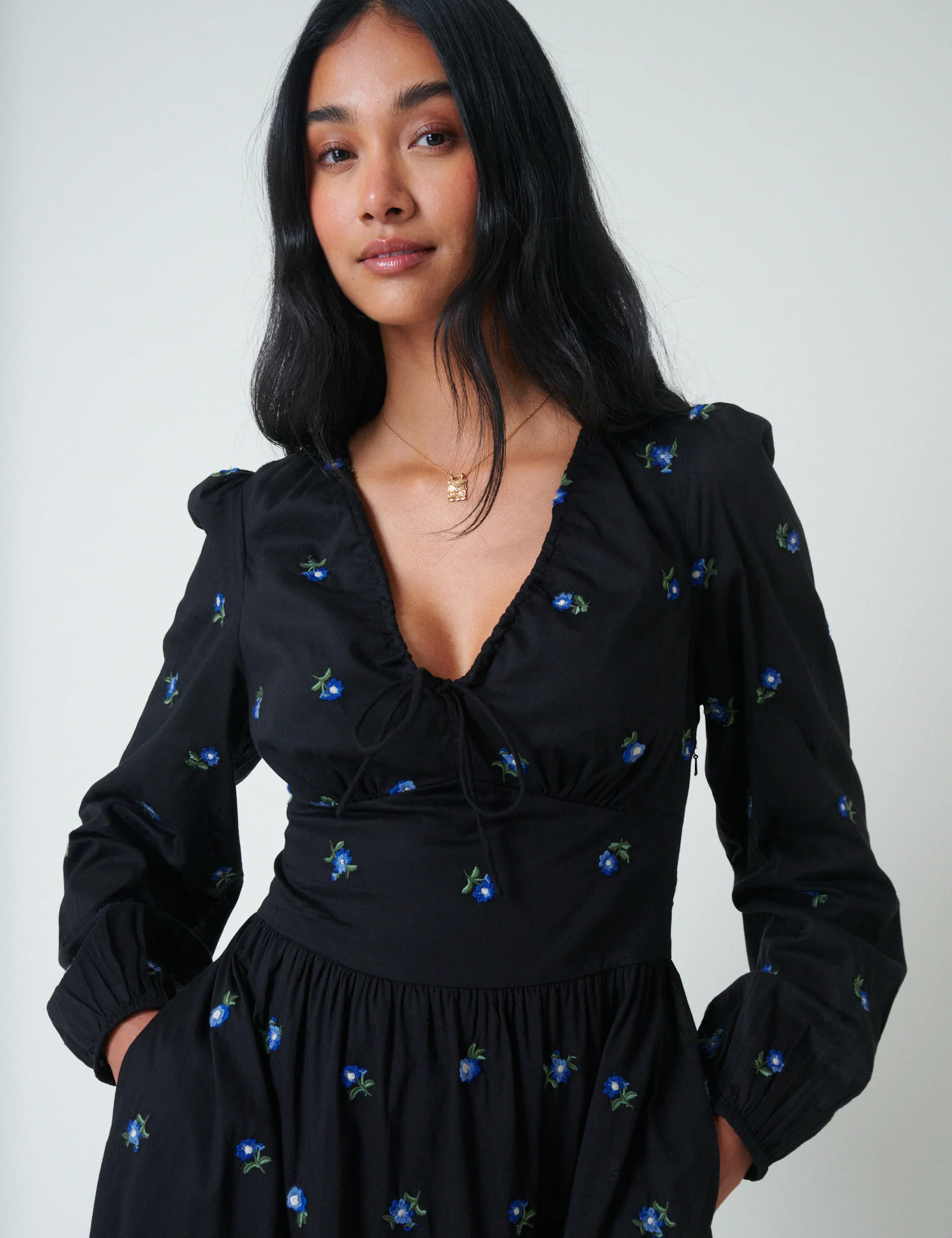 Navy Floral Embroidered Balloon Sleeve Alysia Midi Dress - Image 2