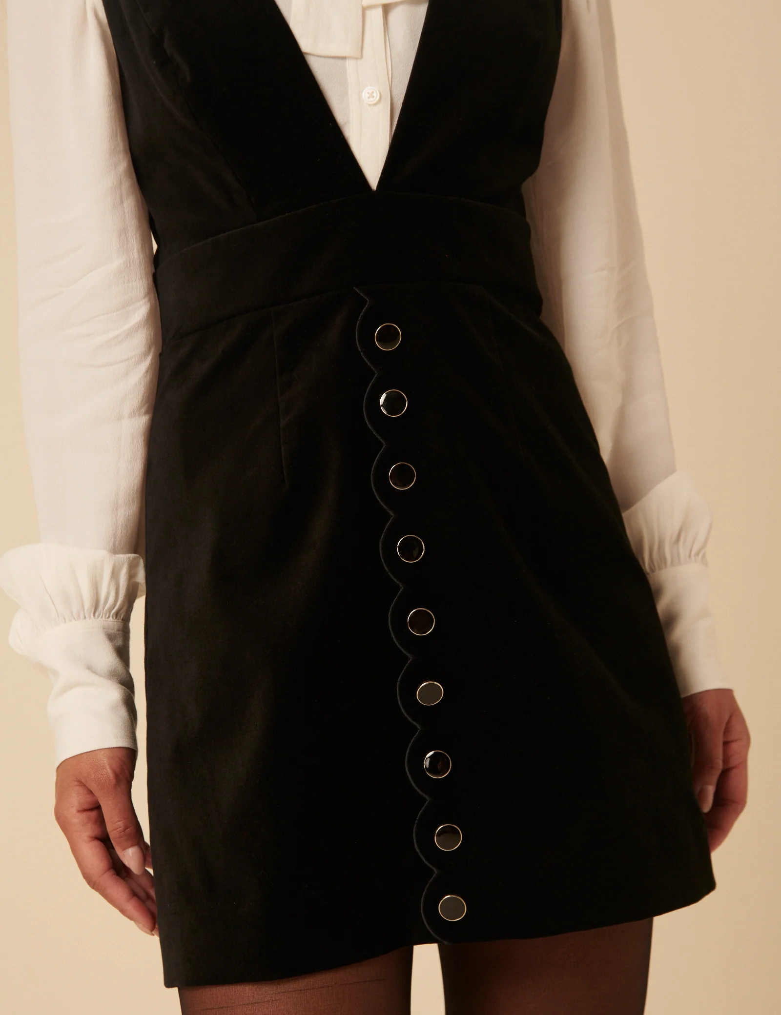 NC x Lisou Black Velvet Scallop Trim Pinafore Dress - Image 2