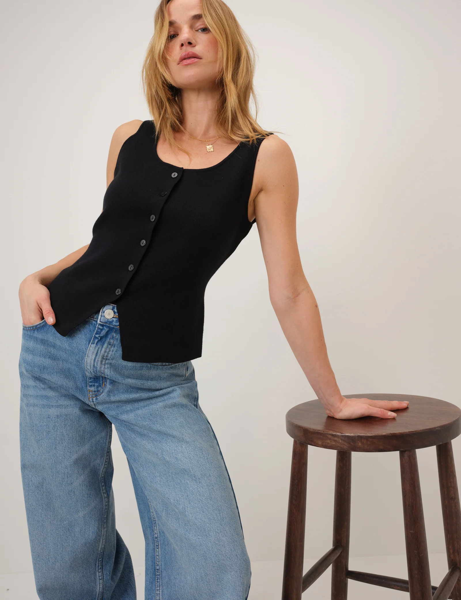 Black Scoop Neck Button Through Sleeveless Top - Image 3