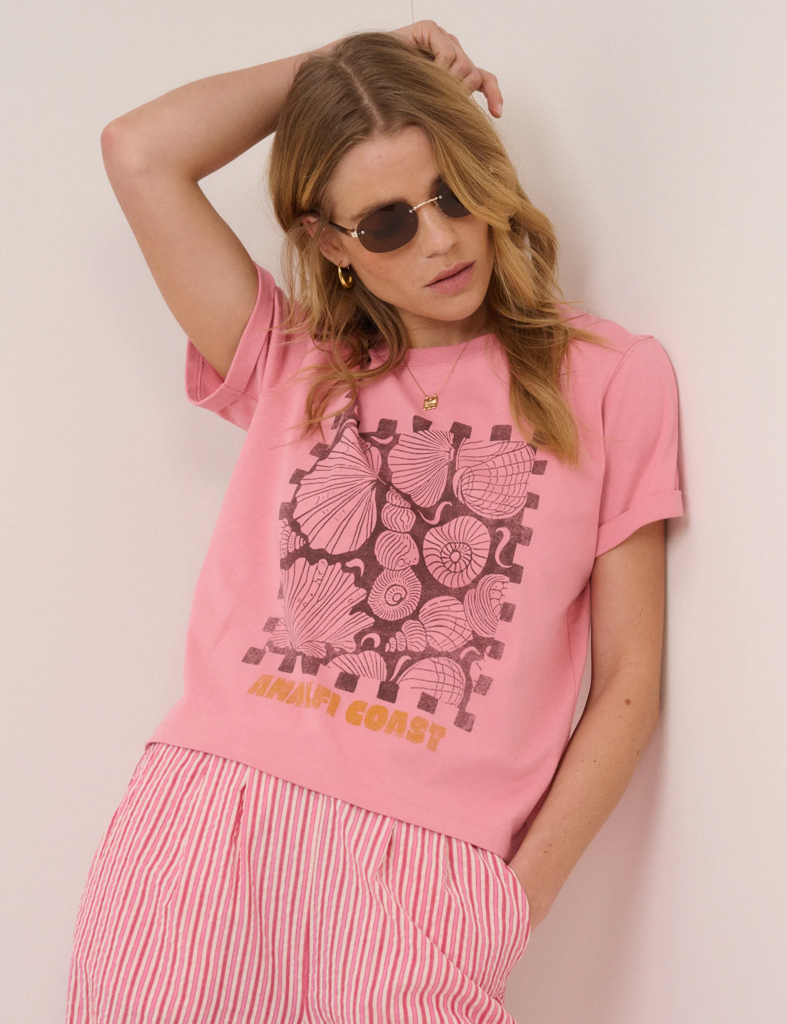 Pink Seashell Graphic T-Shirt - Image 2