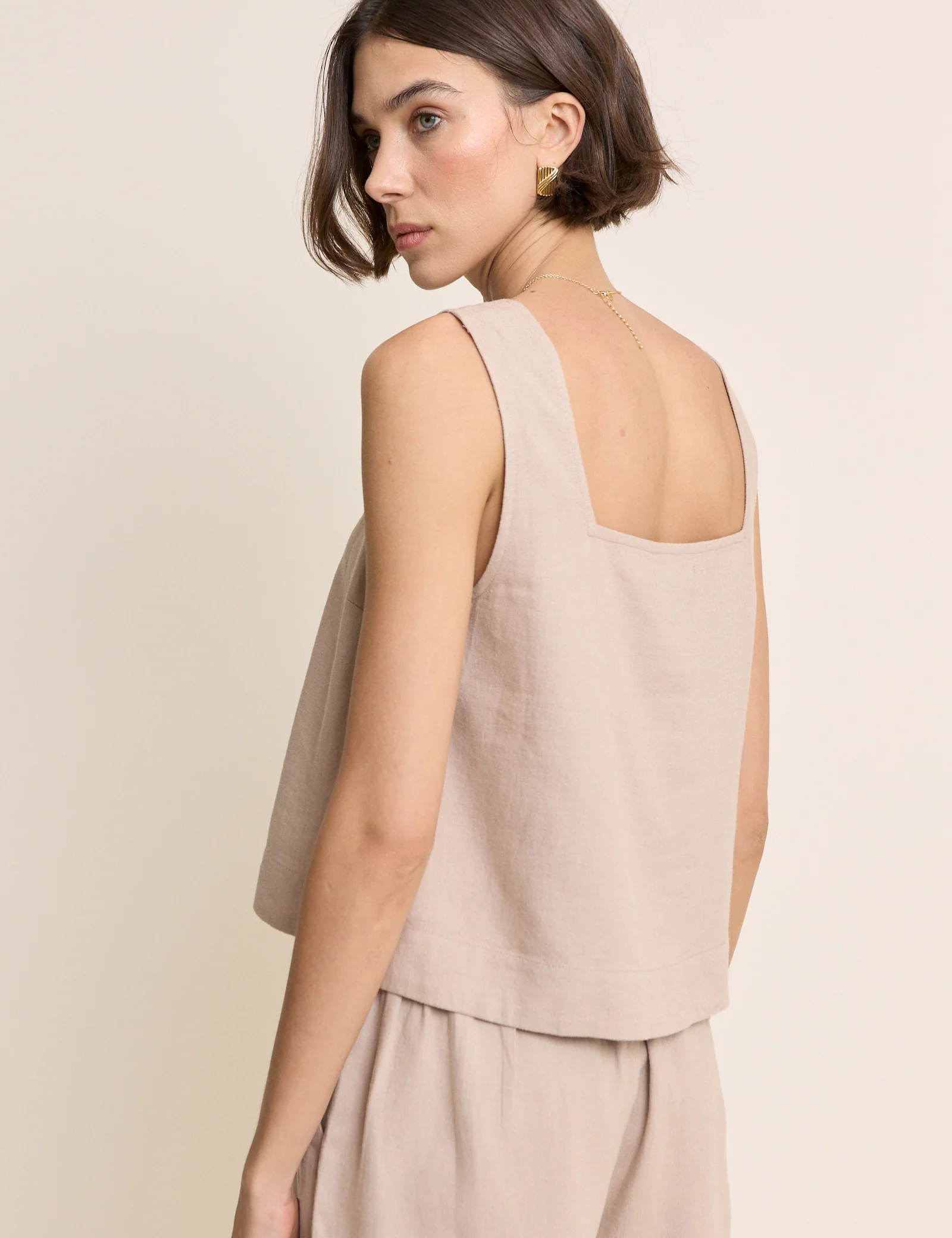 Beige Linen-Blend Swing Top - Image 5