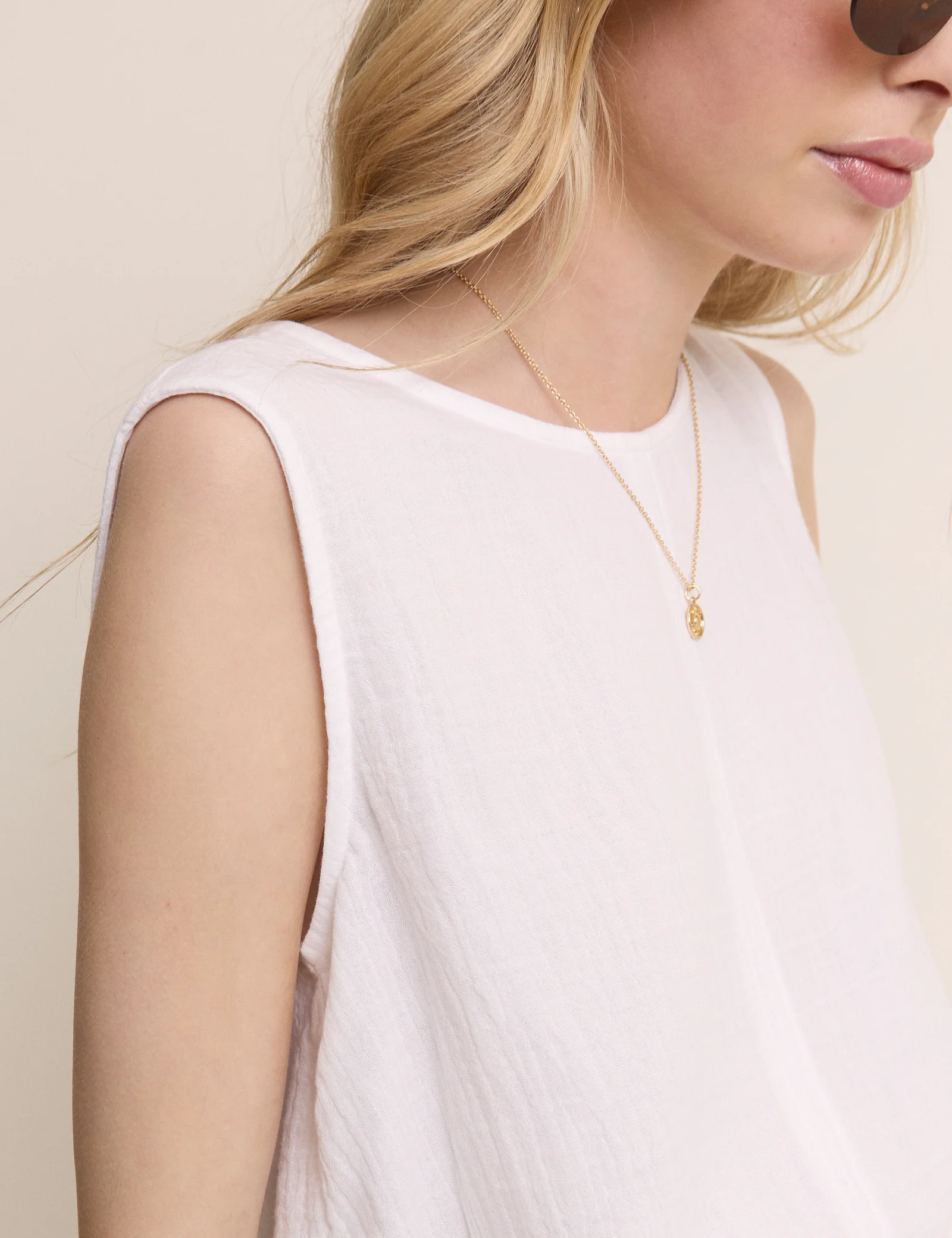 White Sleeveless Swing Top - Image 3