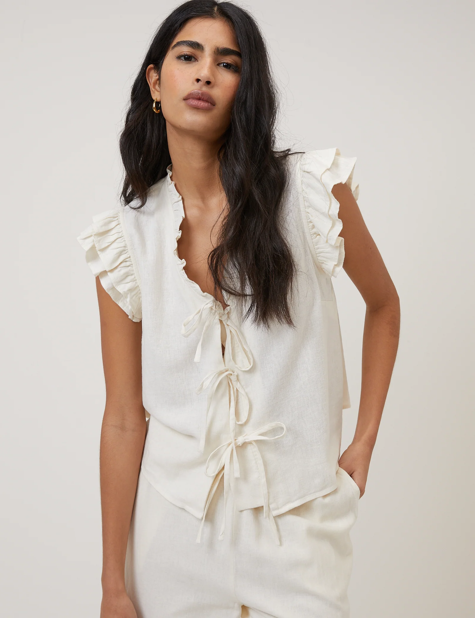 White Linen-Blend Ruffle Tie Front Top - Image 2