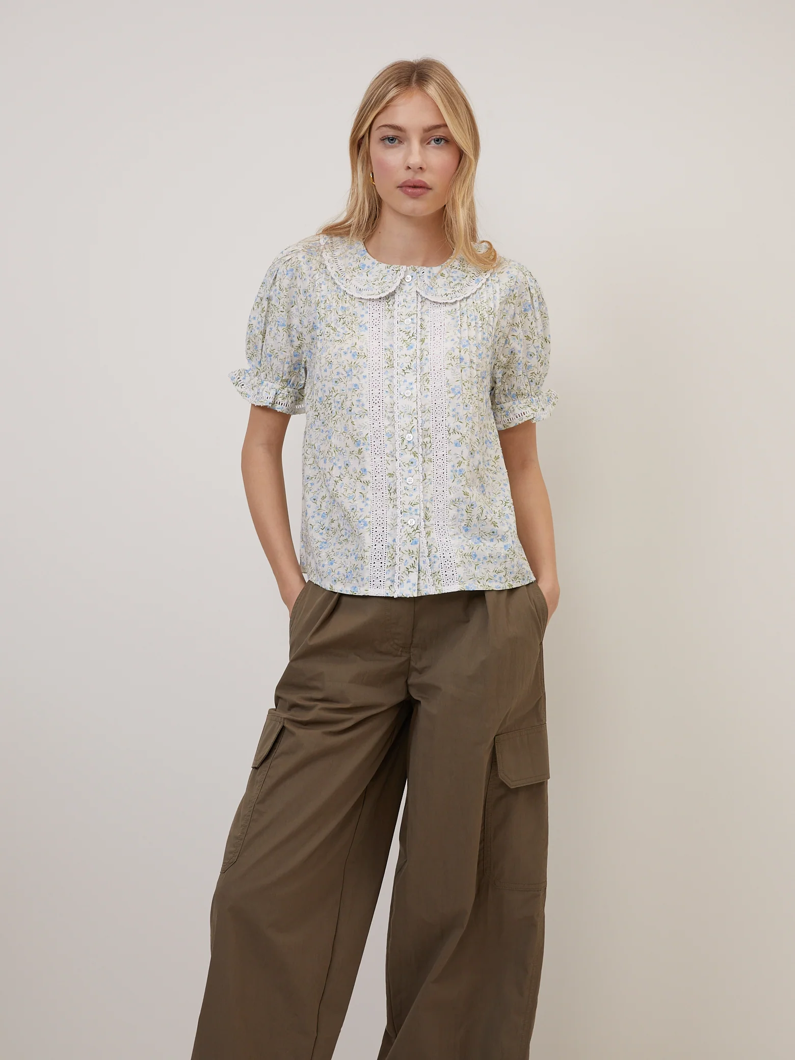 White Floral Peter Pan Blouse - Image 5