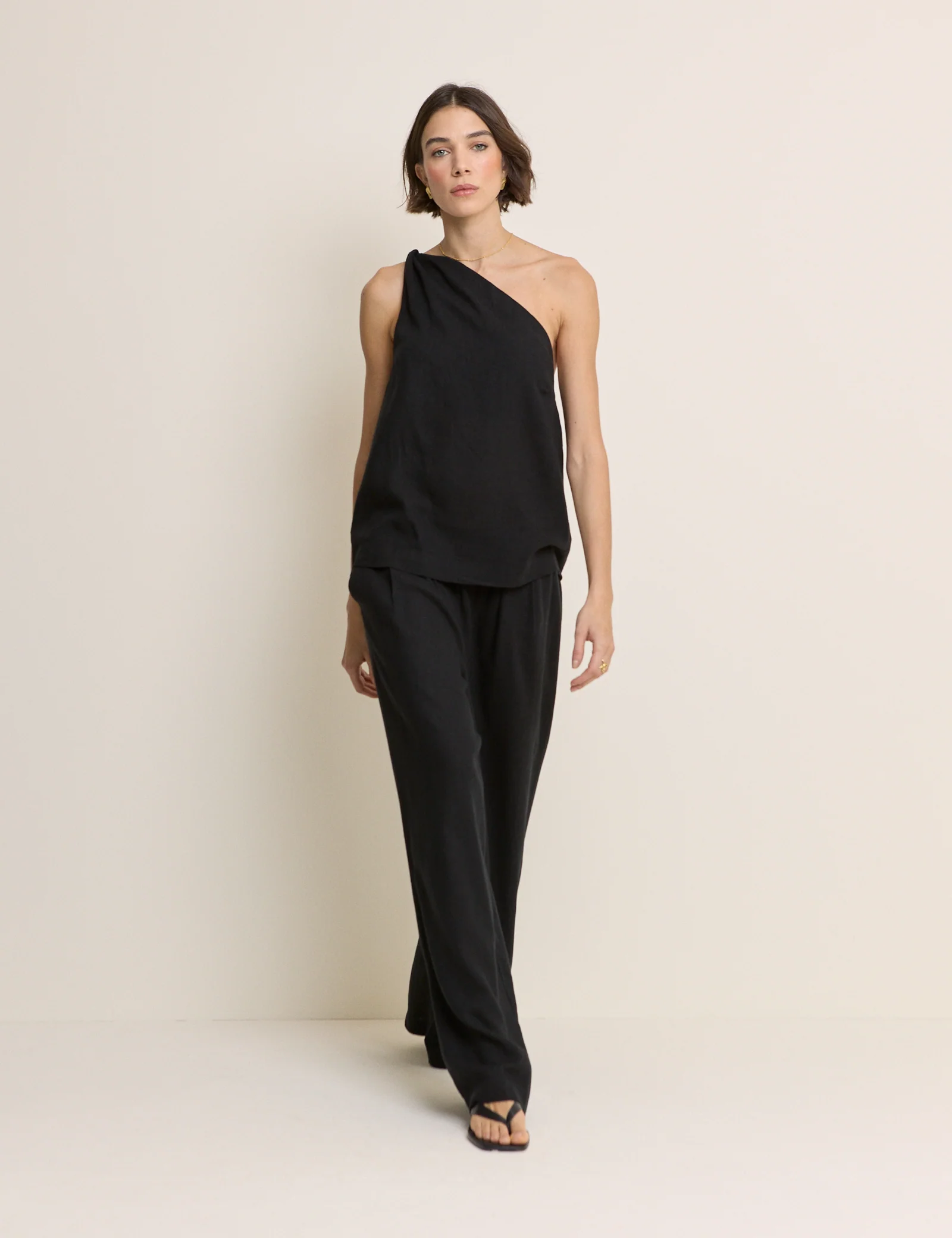 Black Linen-Blend One Shoulder Twisted Top - Image 4