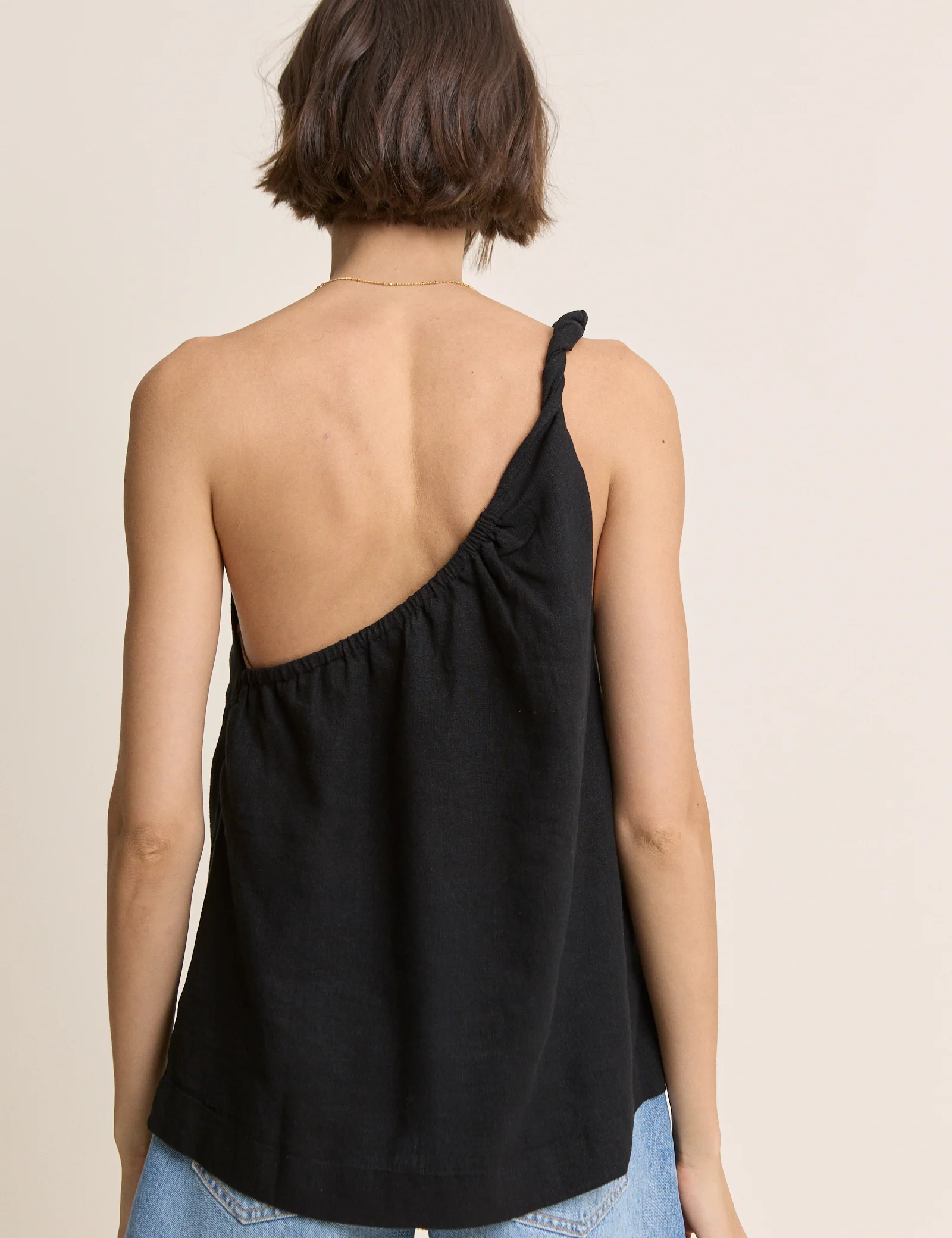 Black Linen-Blend One Shoulder Twisted Top - Image 5