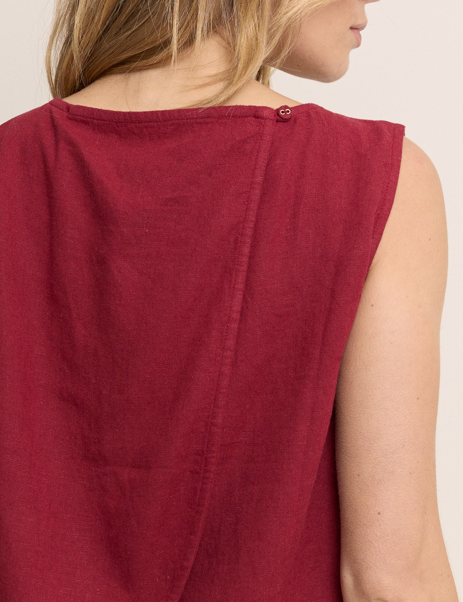 Red Linen-Blend Wrap Detail Tank Top - Image 2