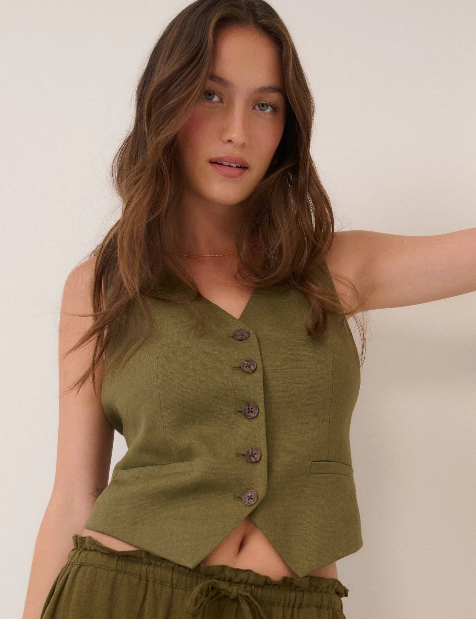 Khaki V-Neck Linen-Blend Waistcoat - Image 4